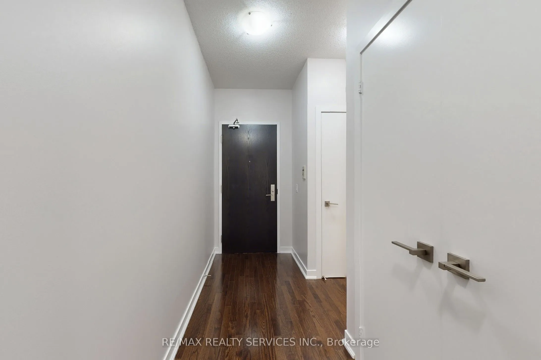 770 Bay Street #1009