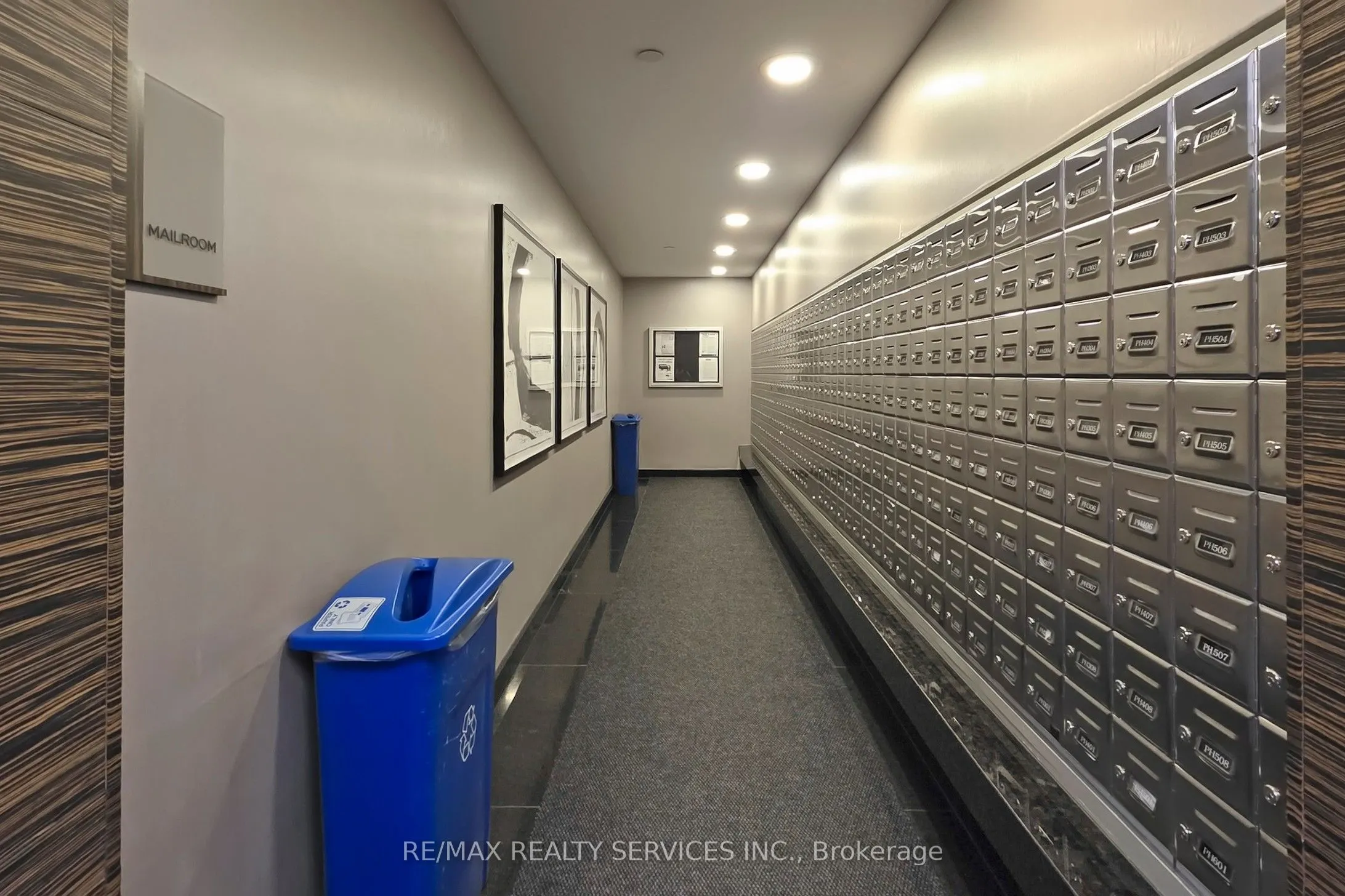 770 Bay Street #1009