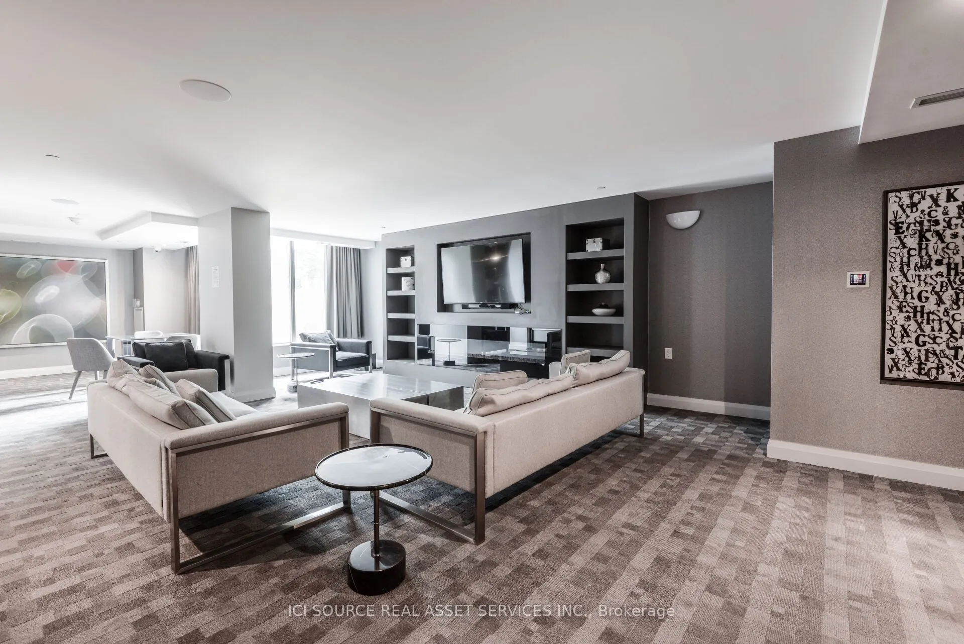 525 Adelaide Street W #1020