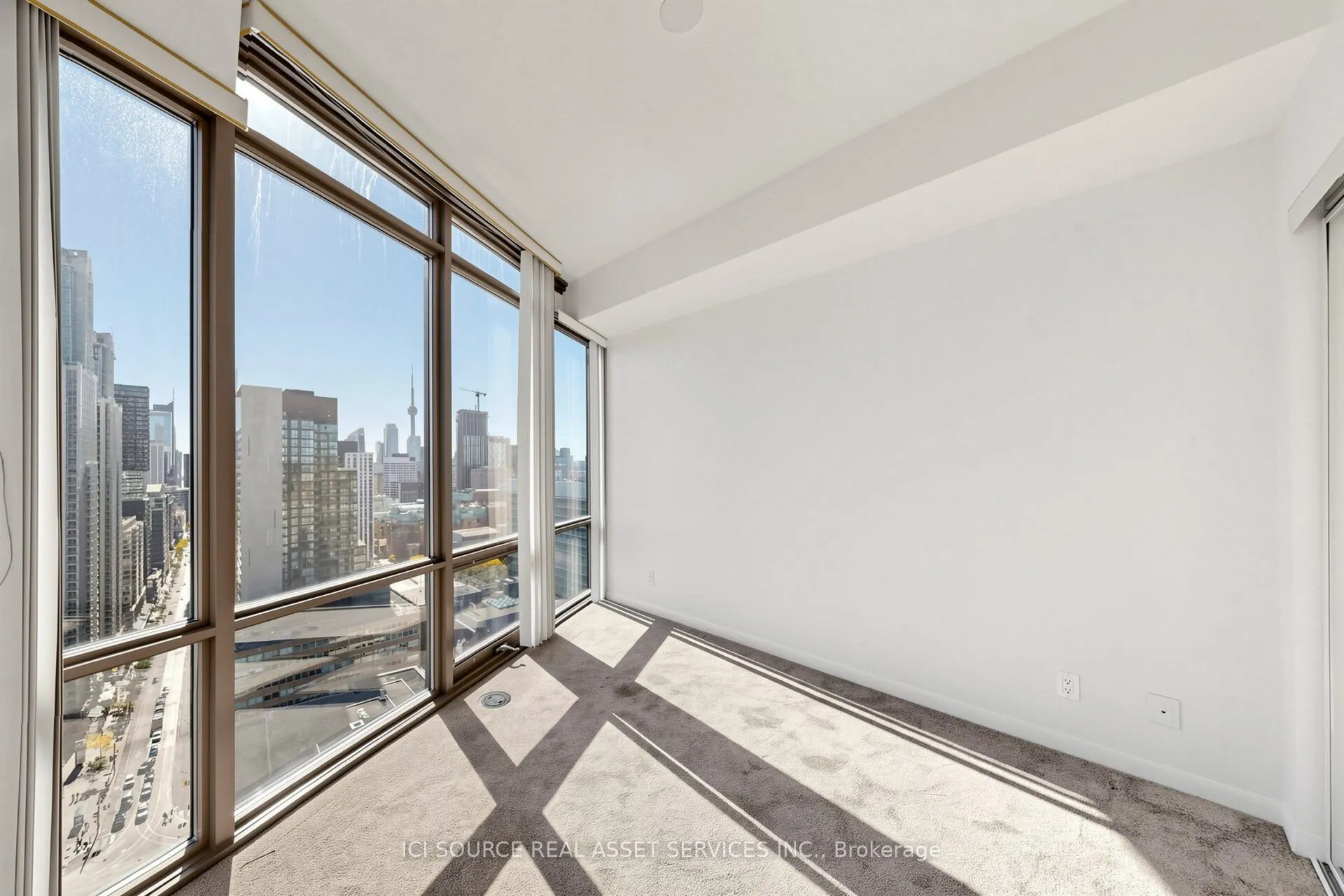832 Bay Street #2608