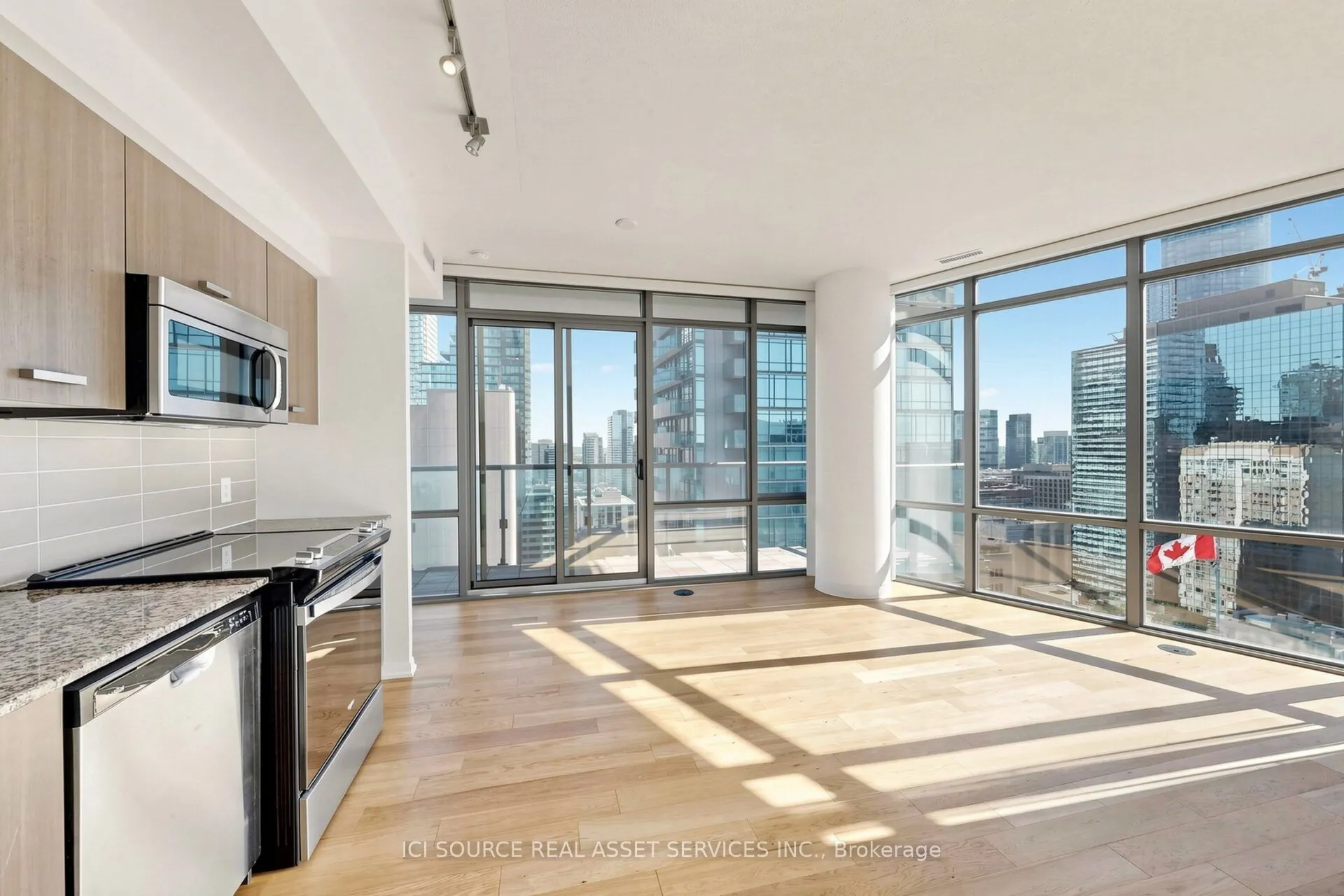 832 Bay Street #2608