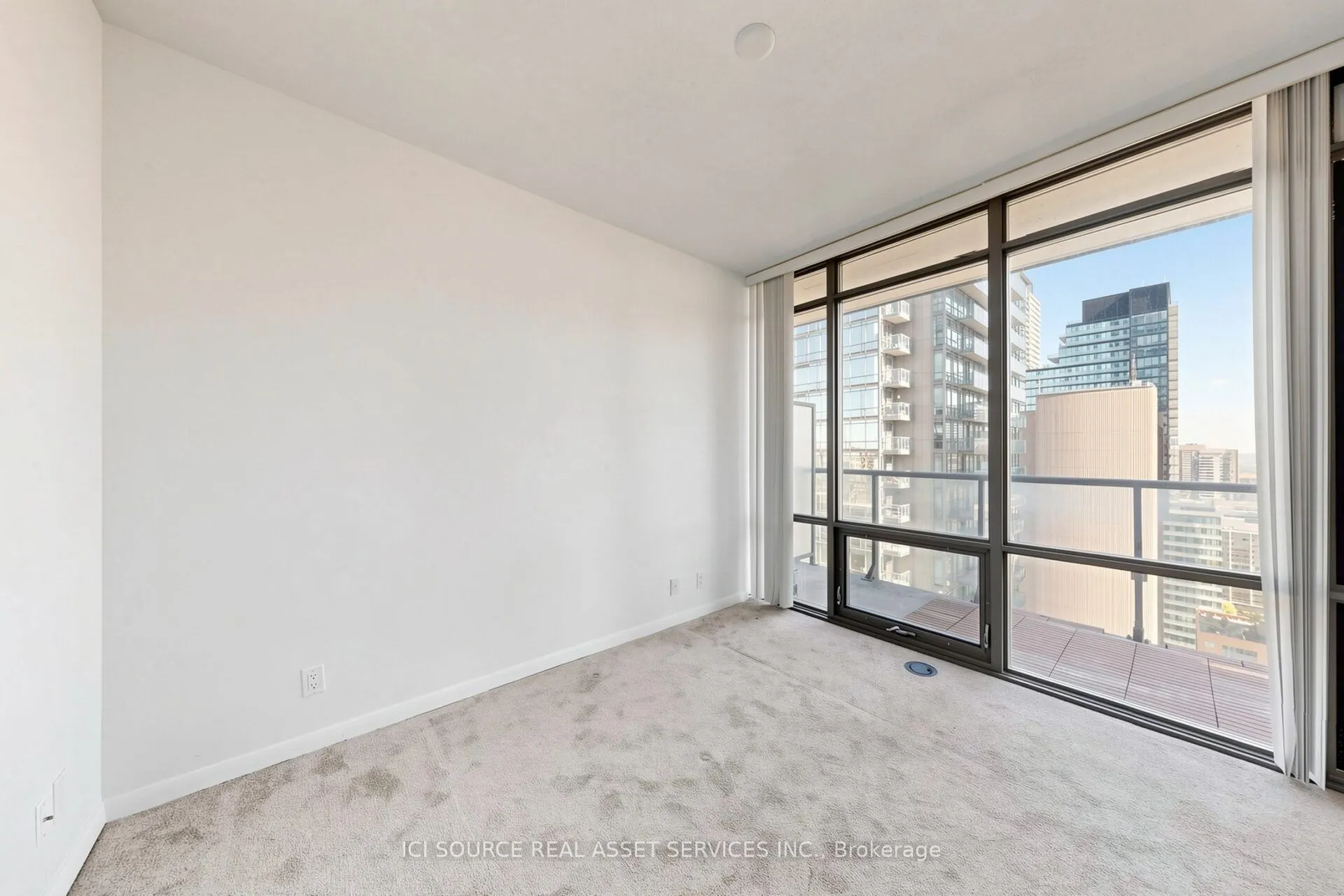832 Bay Street #2608