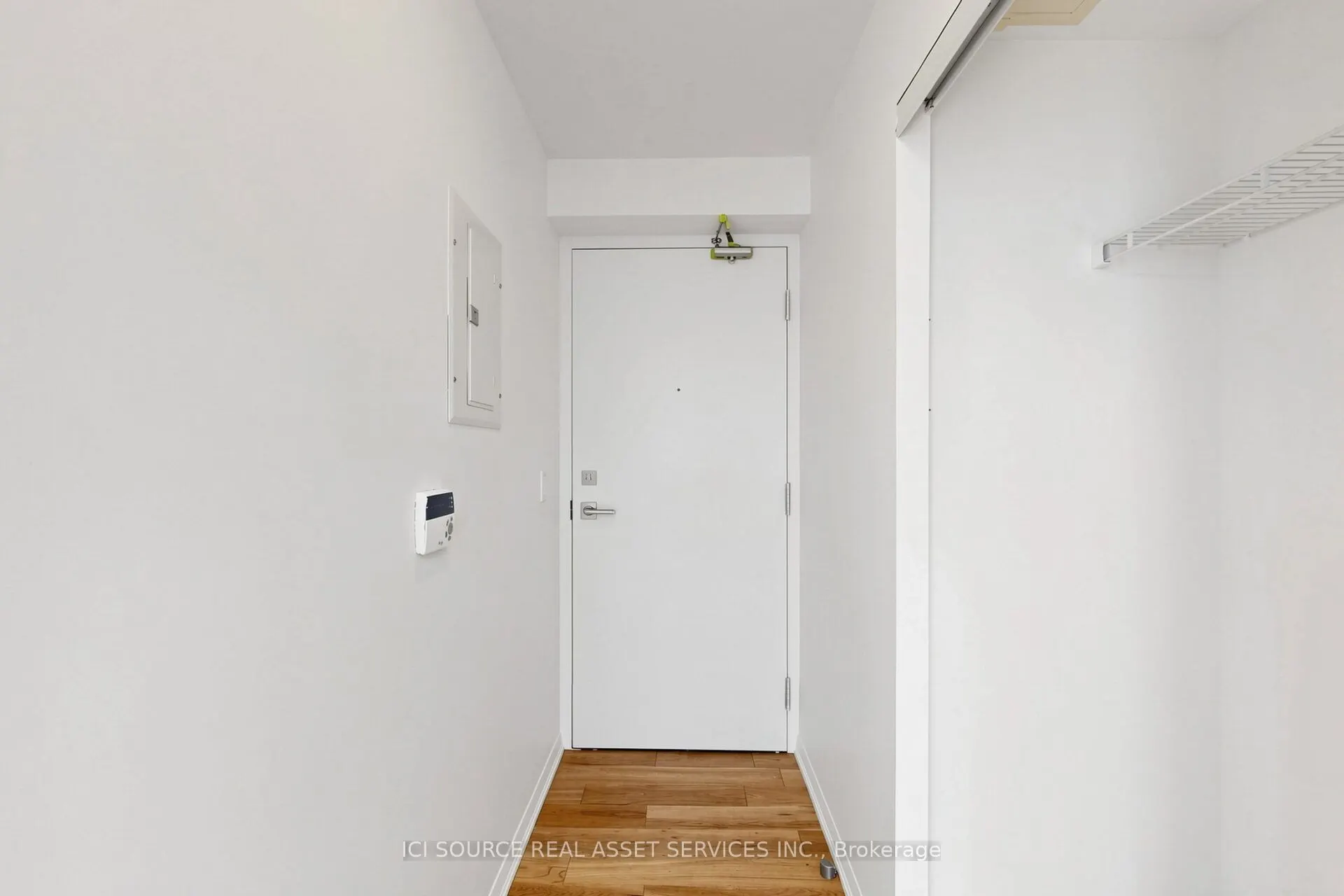 832 Bay Street #2608