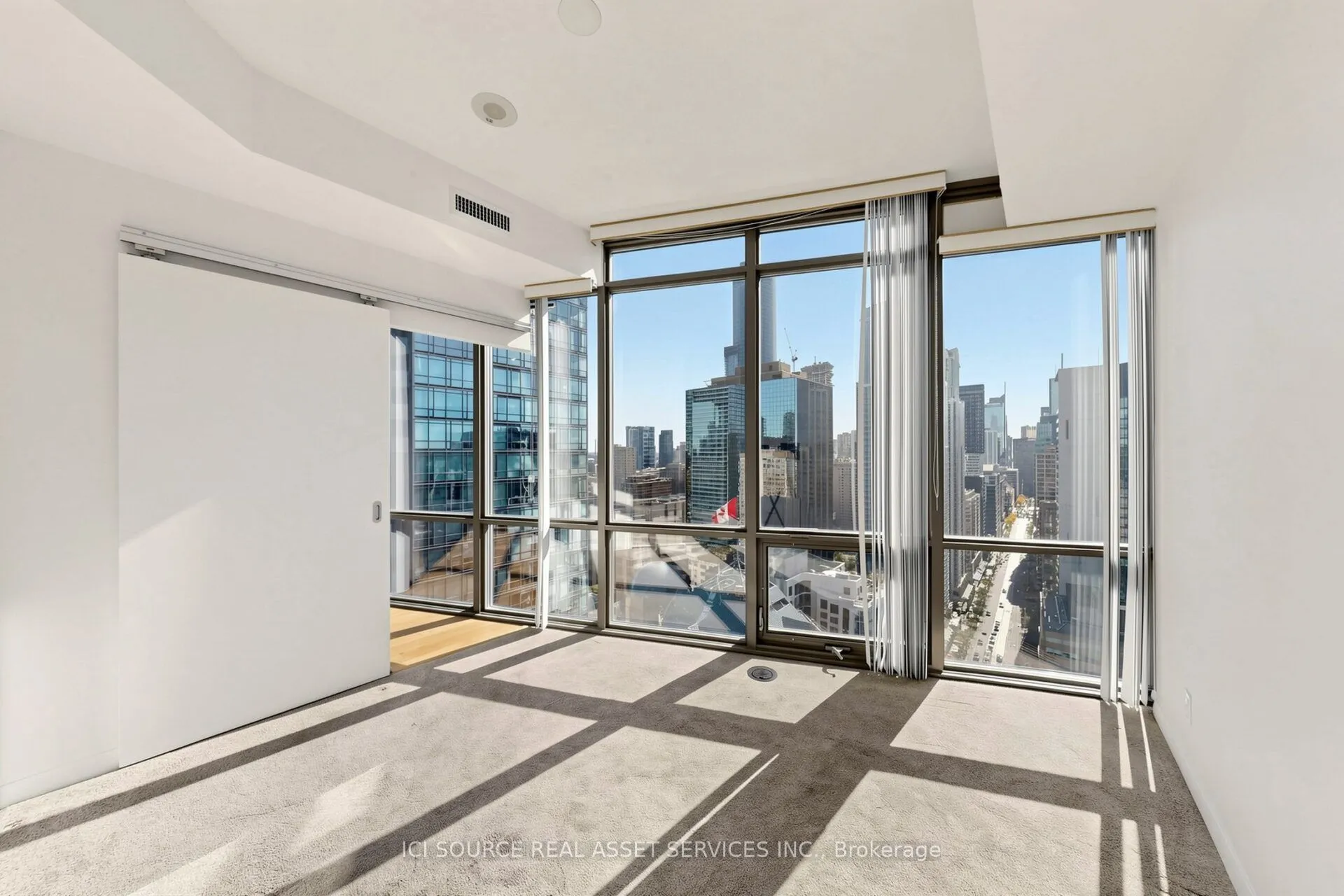 832 Bay Street #2608