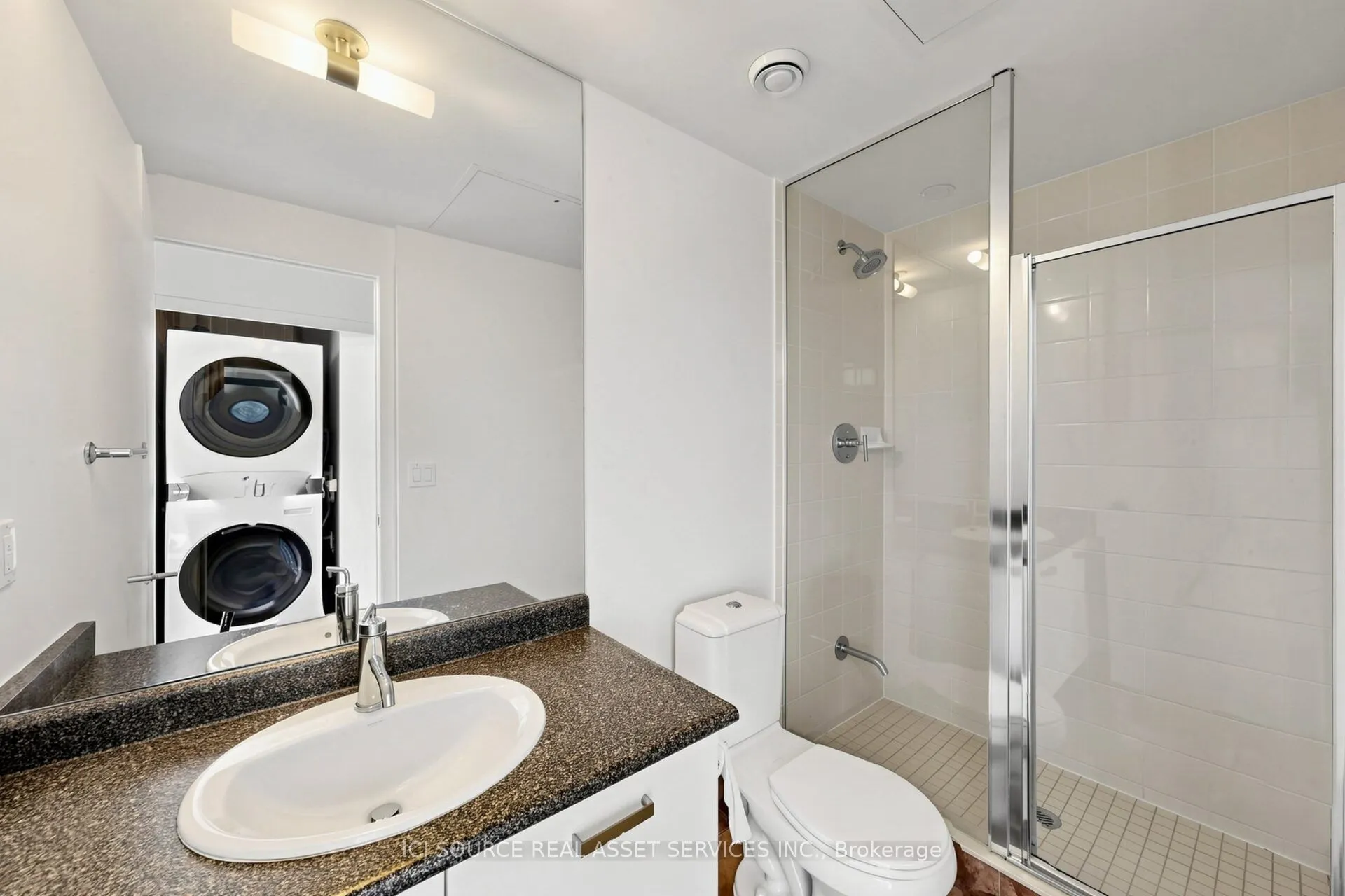 832 Bay Street #2608