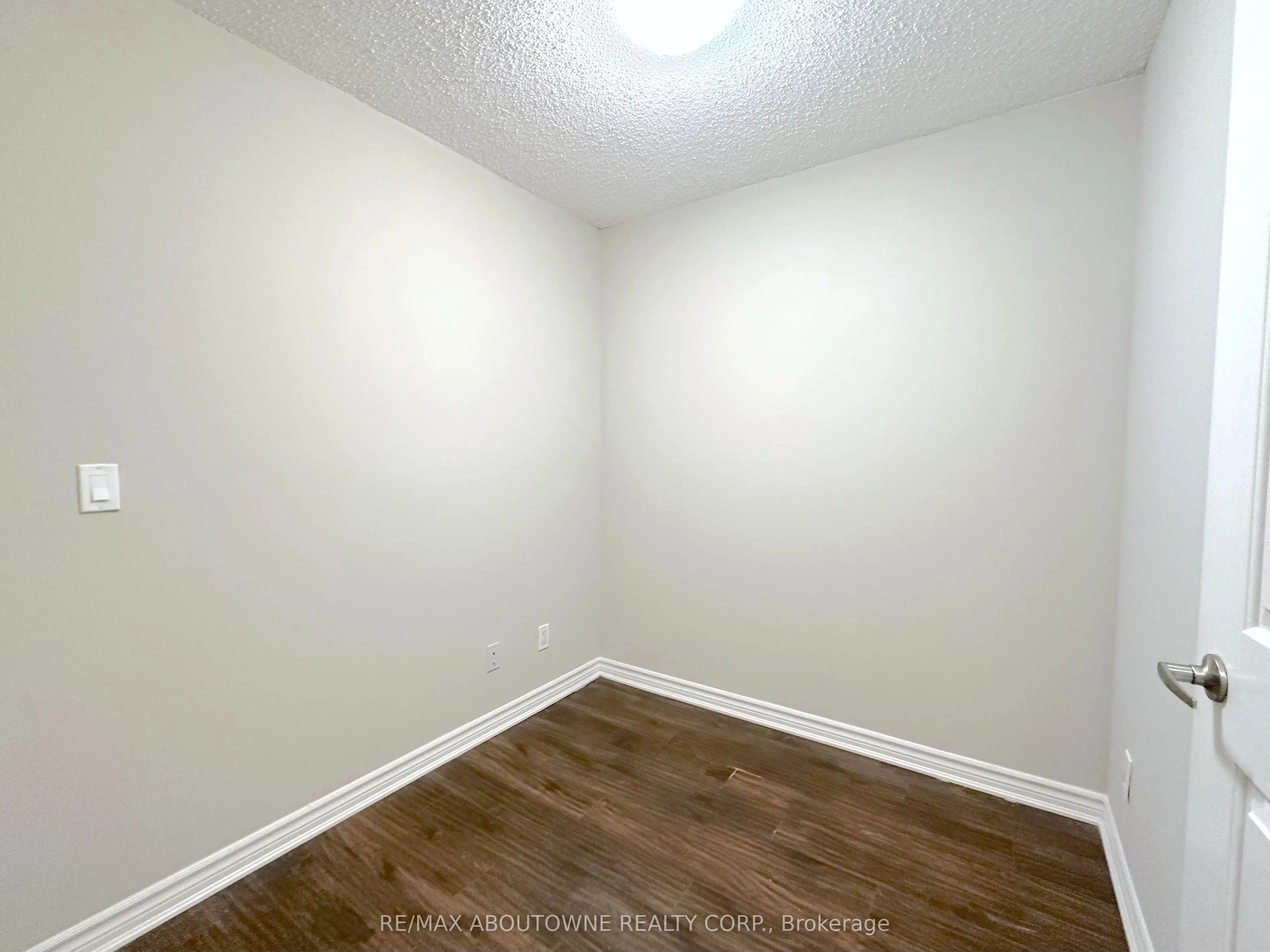45 Lisgar Street #218