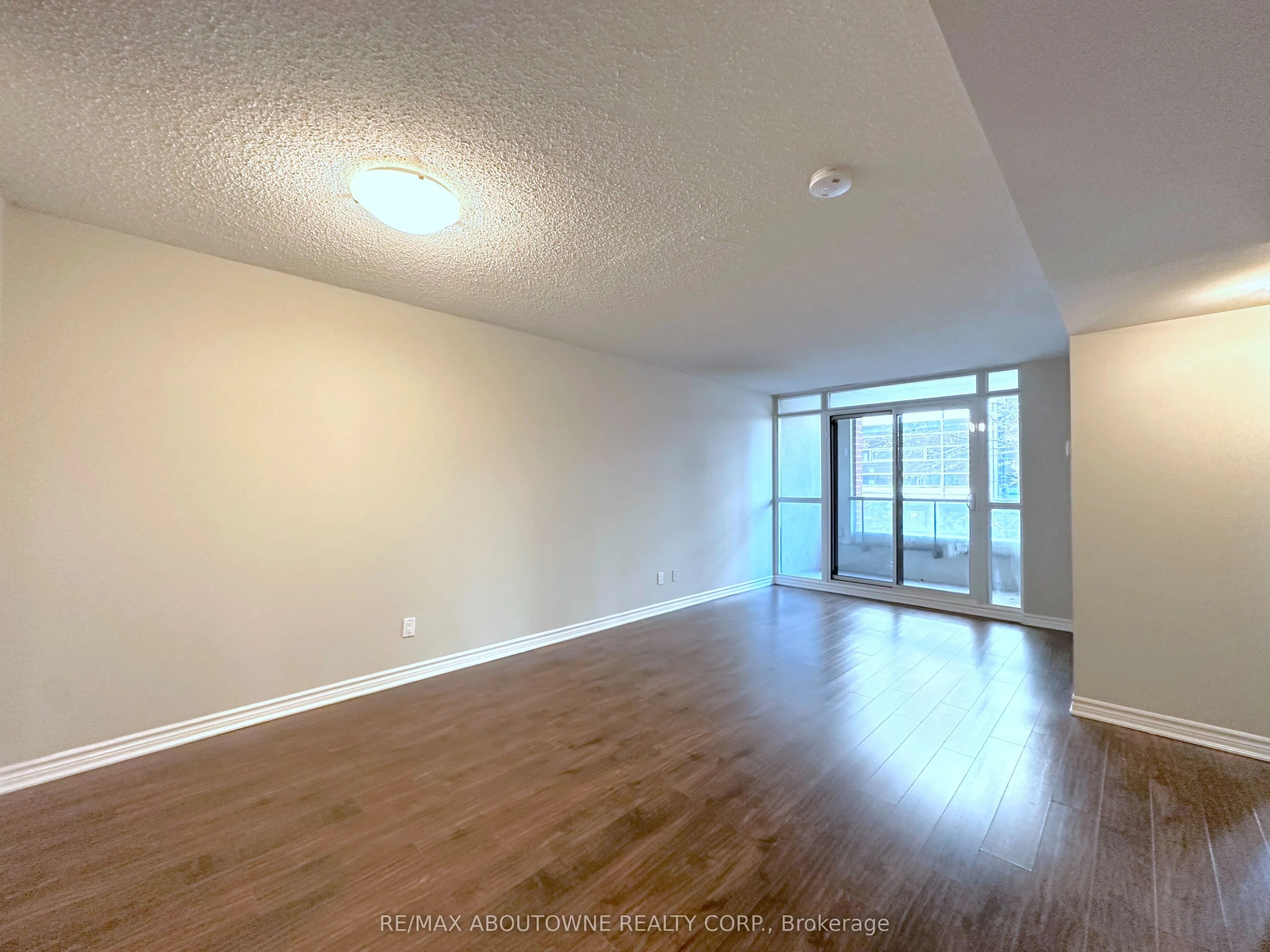 45 Lisgar Street #218
