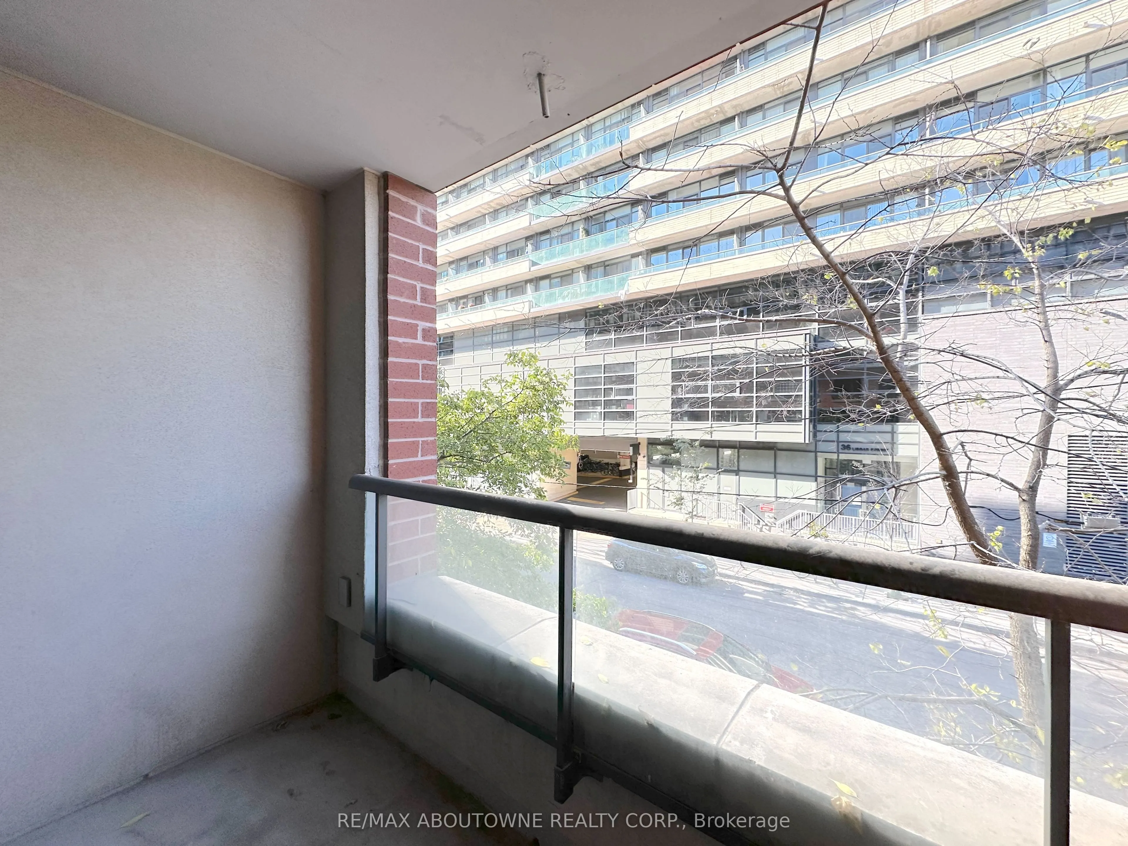 45 Lisgar Street #218