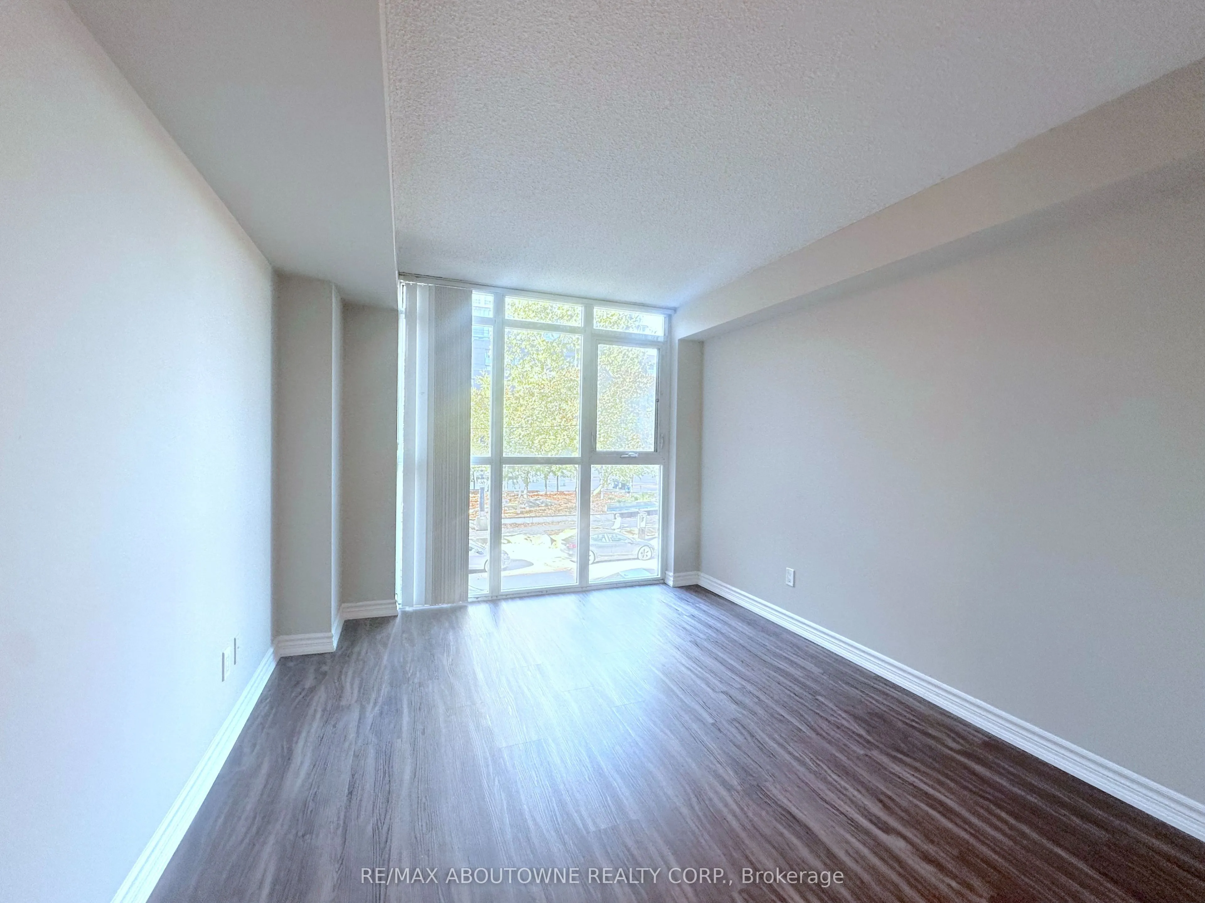 45 Lisgar Street #222