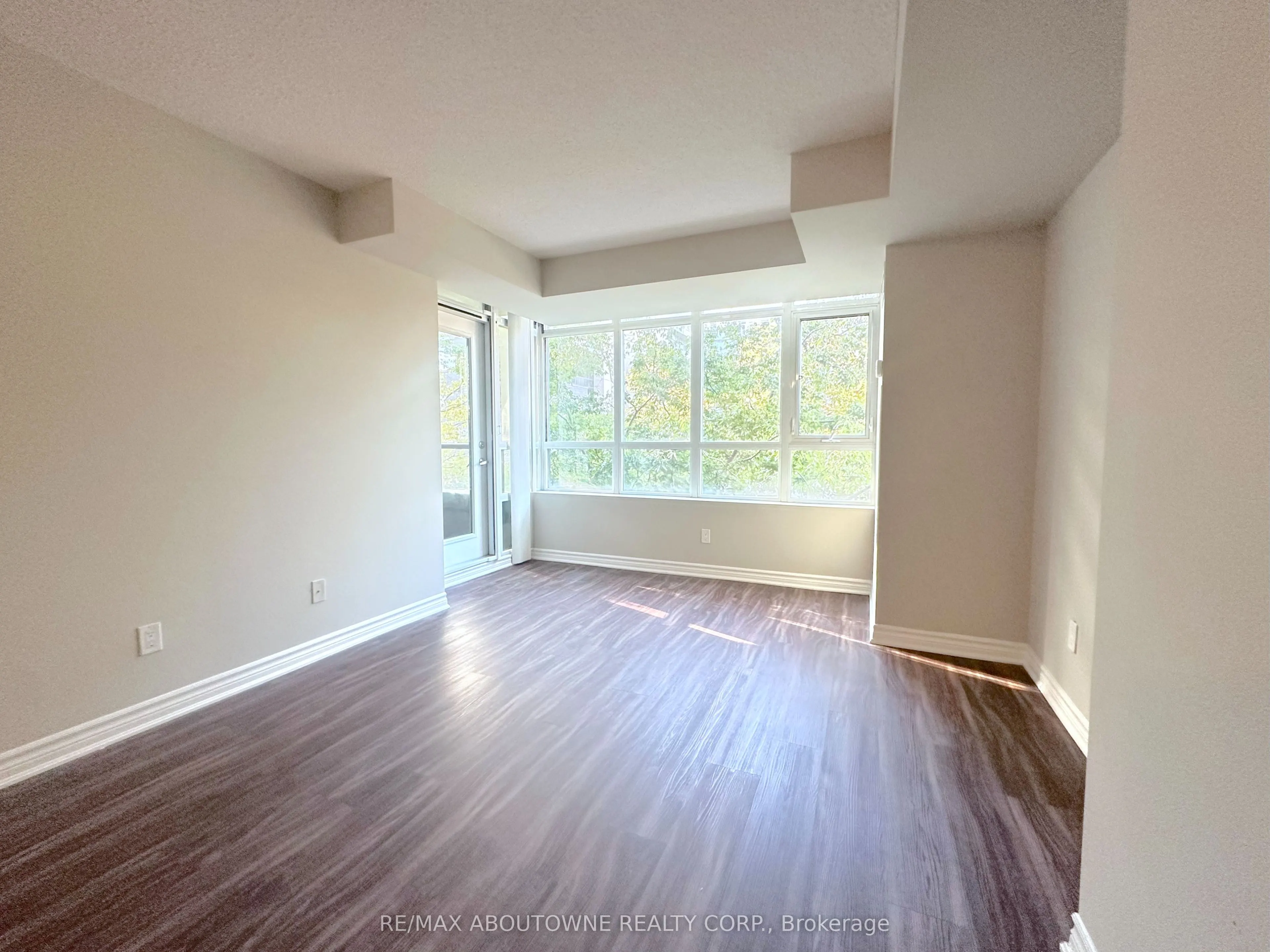 45 Lisgar Street #222