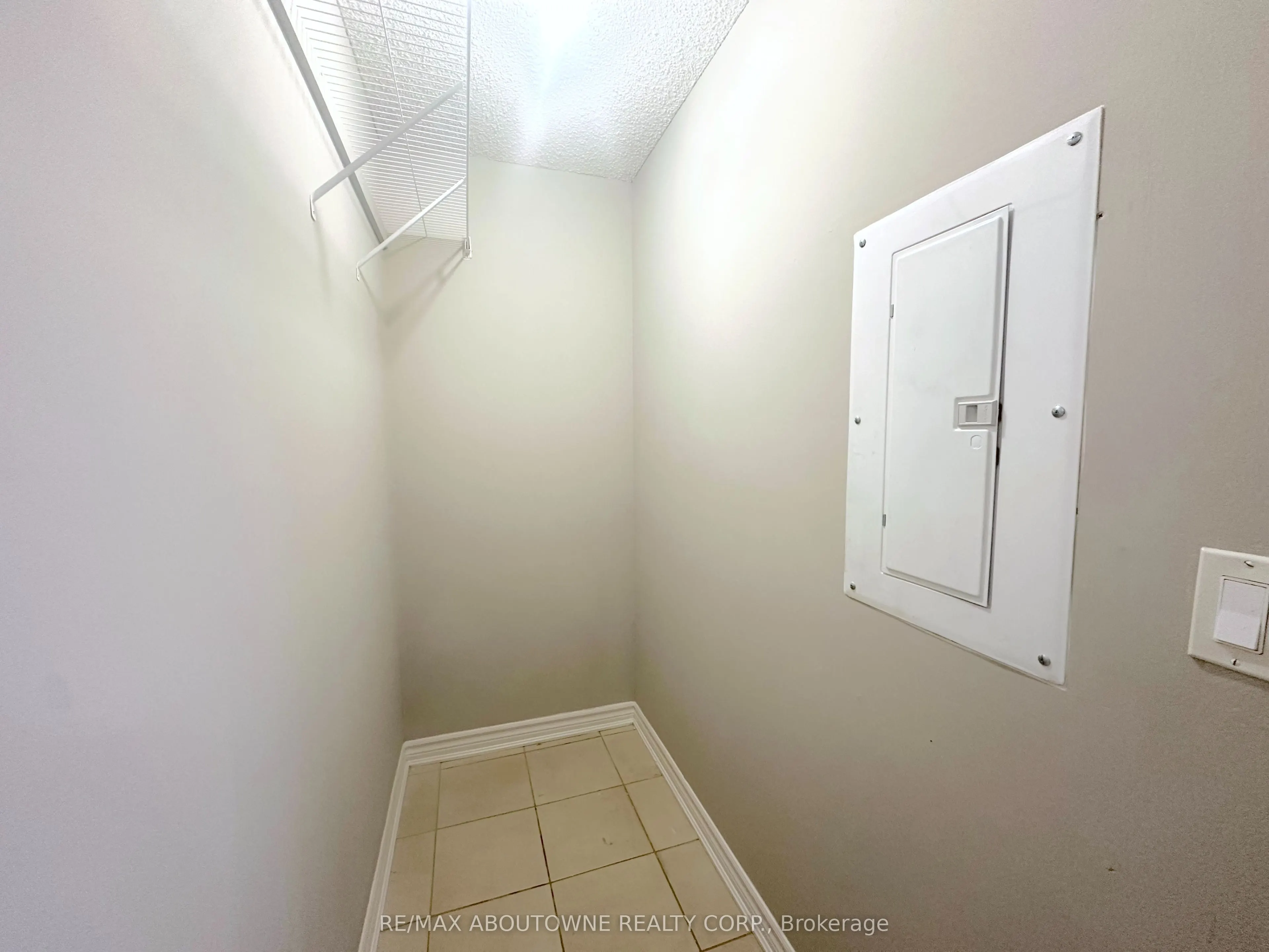 45 Lisgar Street #222