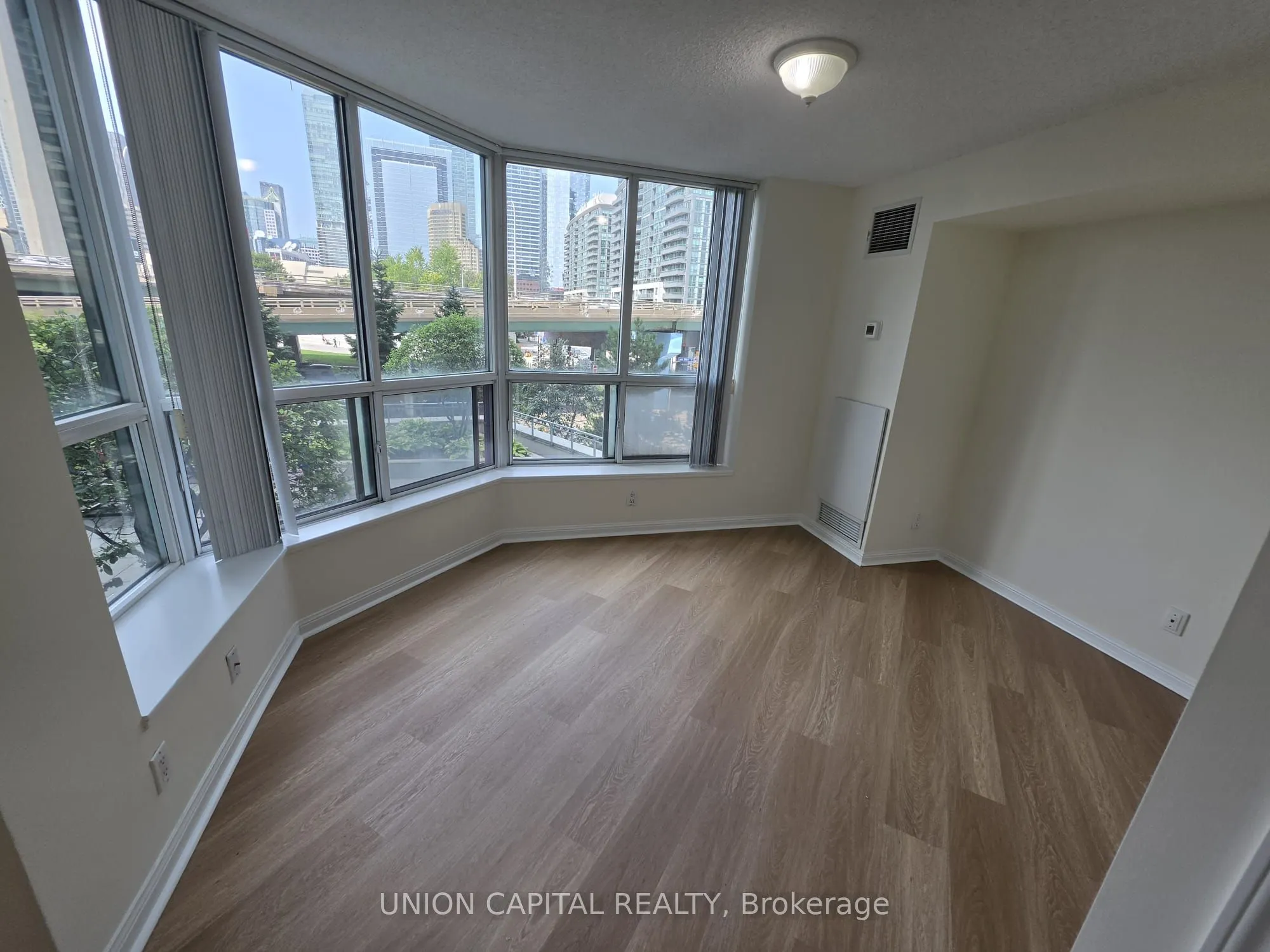 228 Queens Quay W #302
