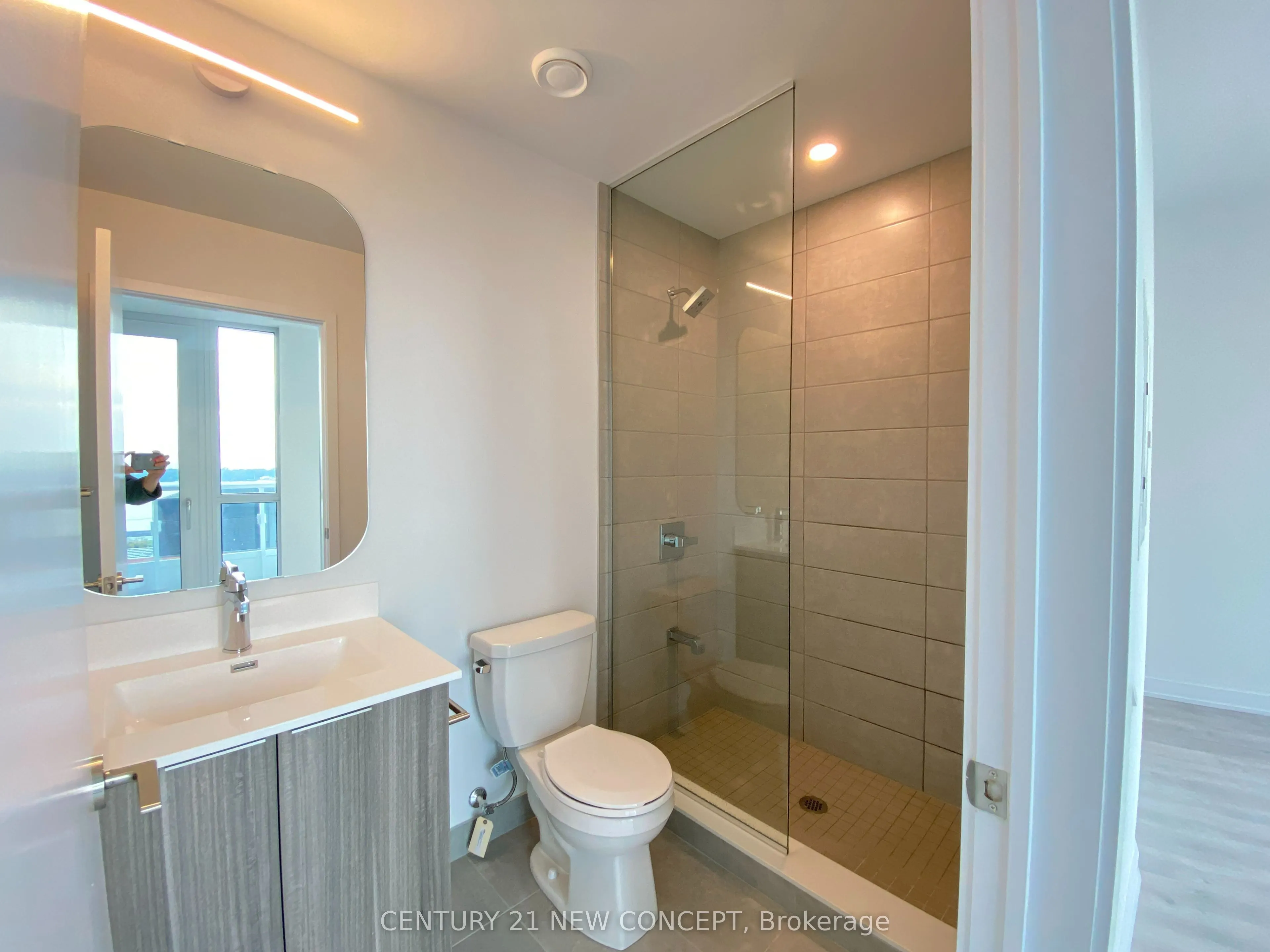 15 Richardson Street #1907