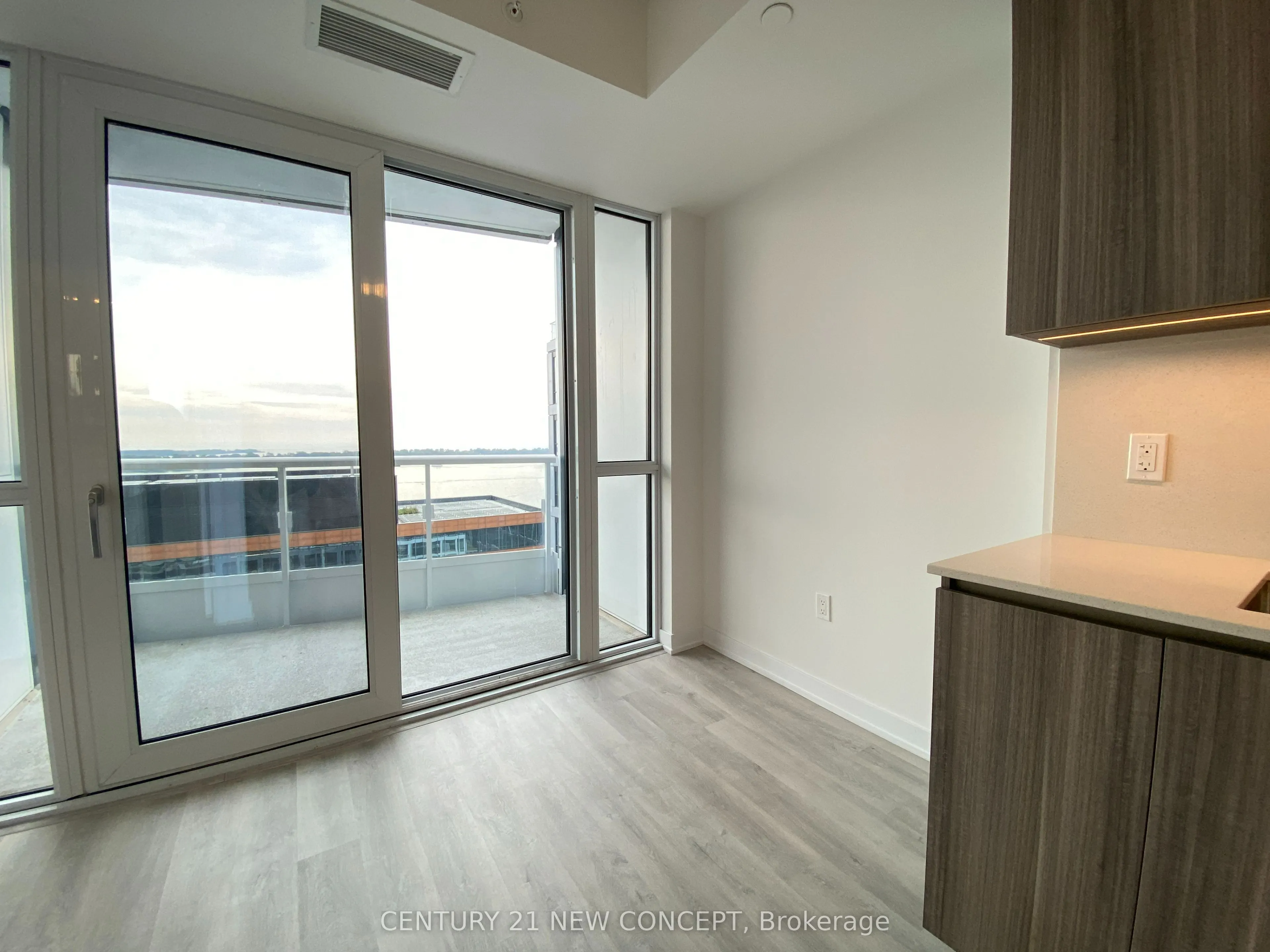 15 Richardson Street #1907