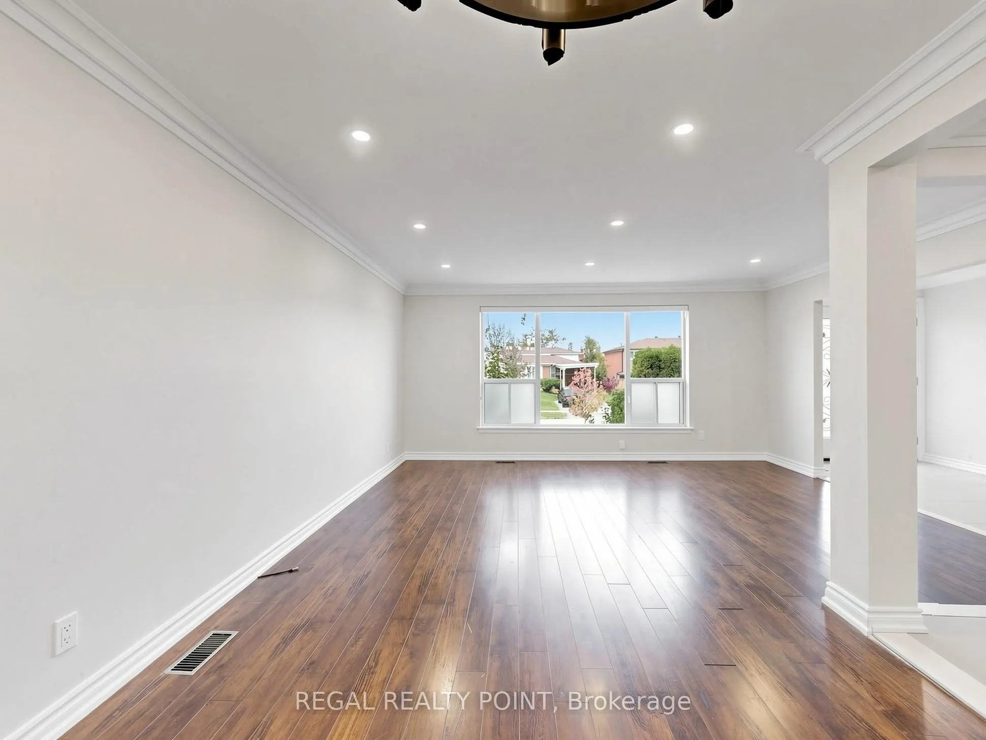 71 Clydesdale Drive