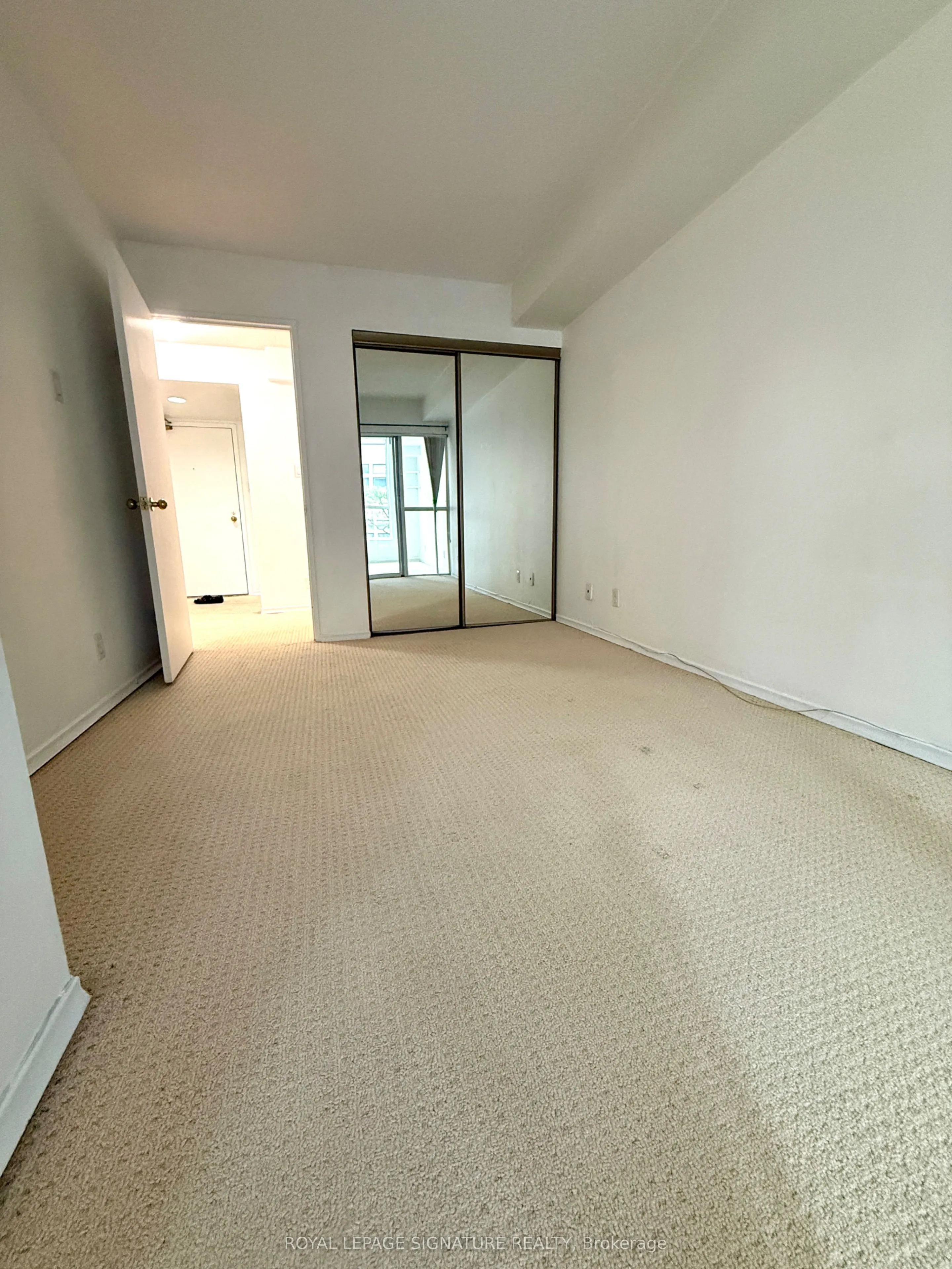 92 King Street E #309