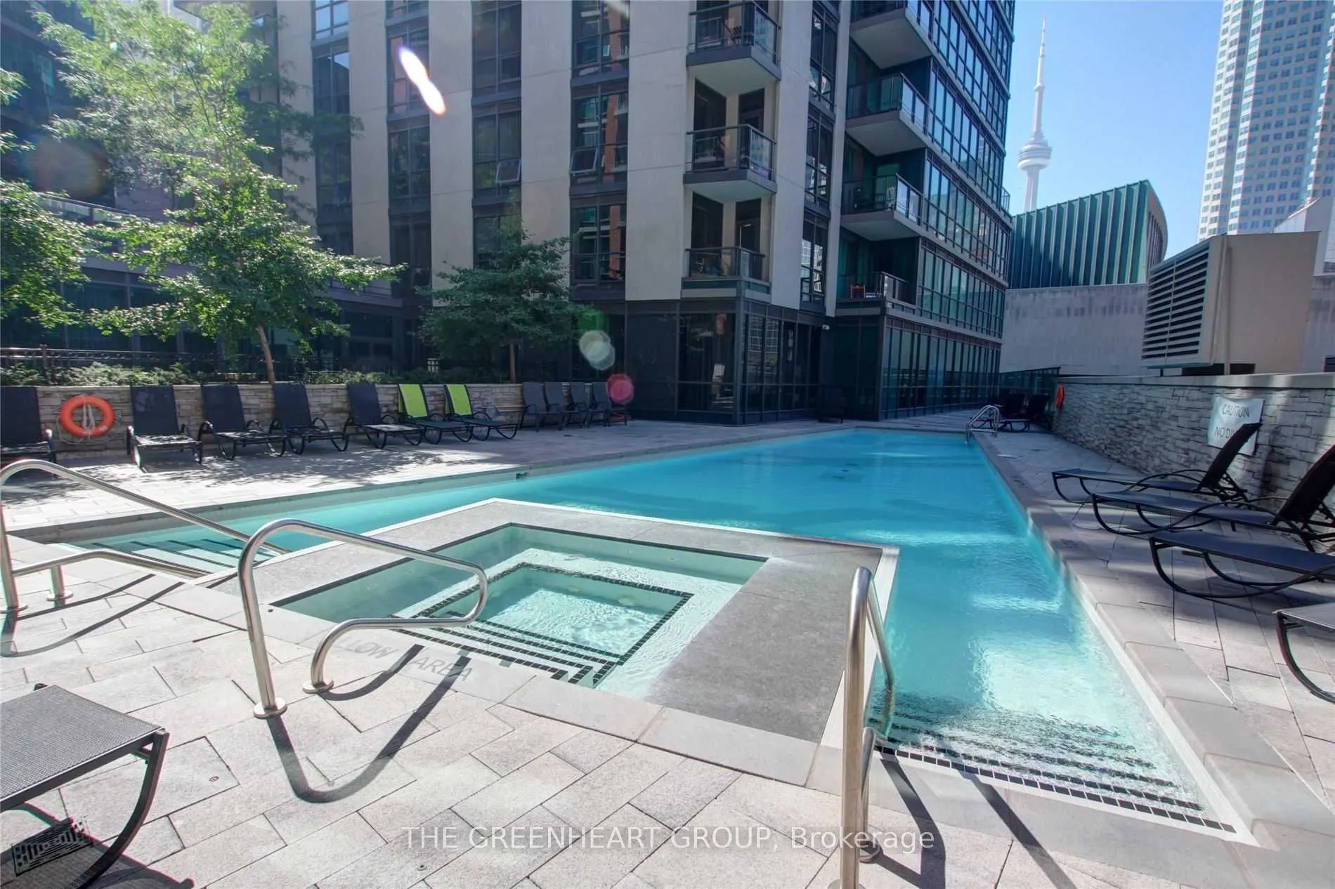 1 Scott Street #208
