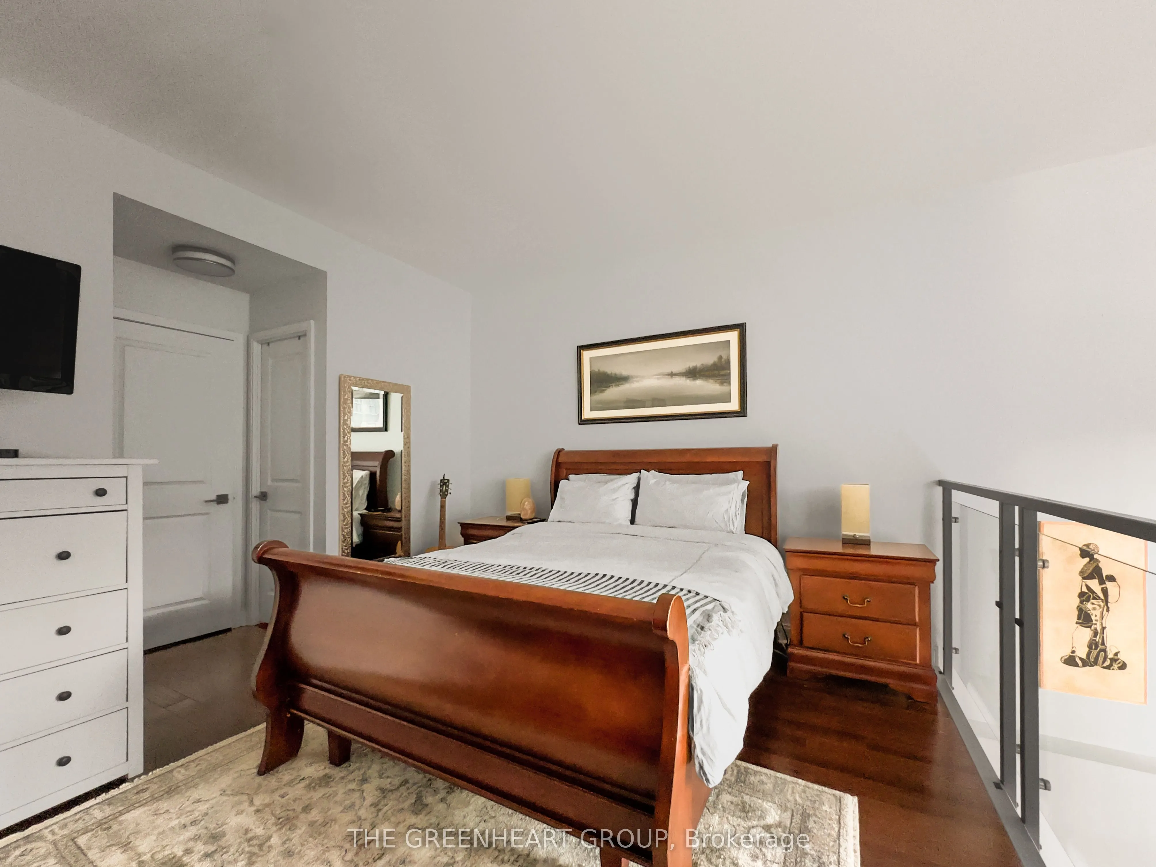 1 Scott Street #208