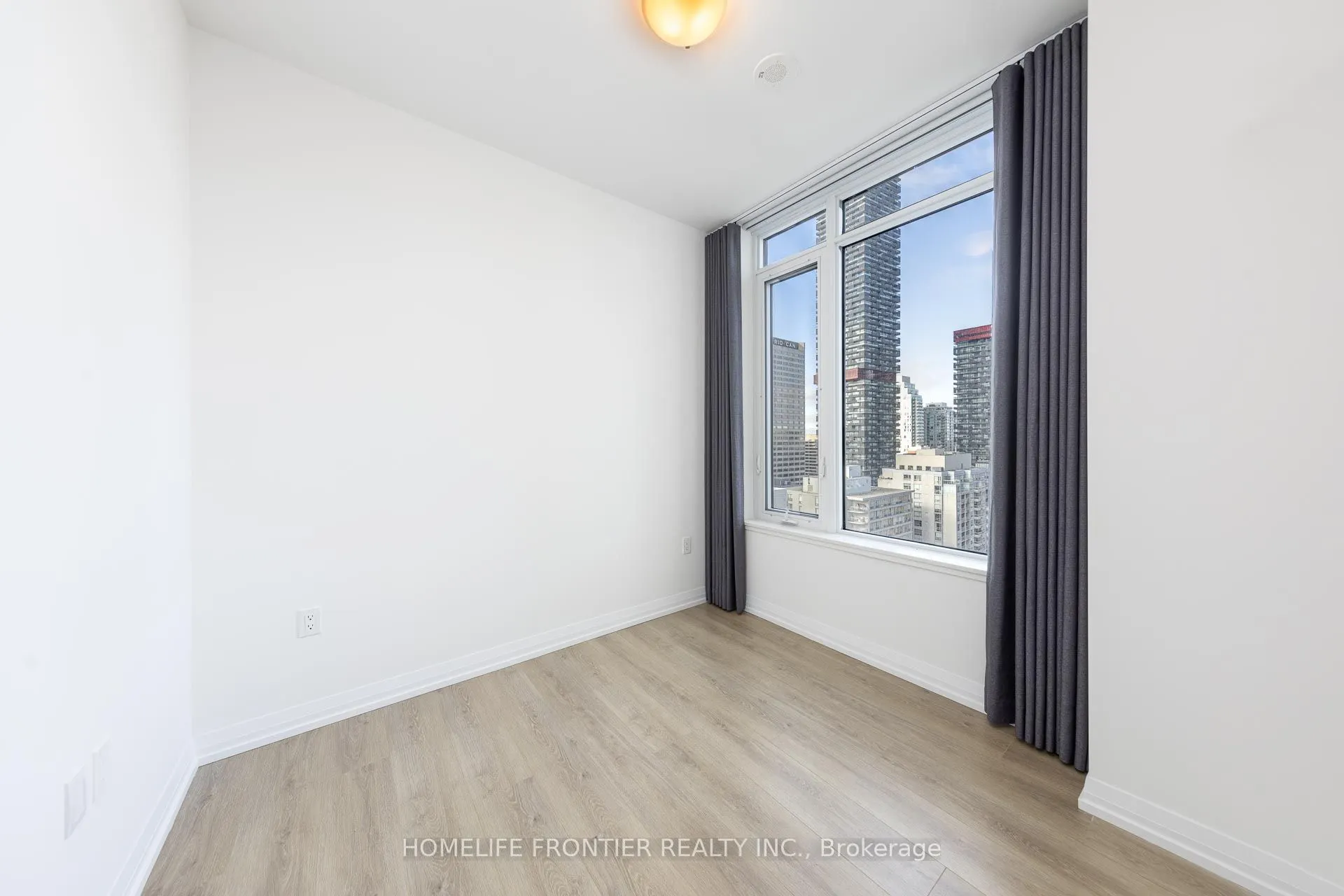 25 Holly Street #2203