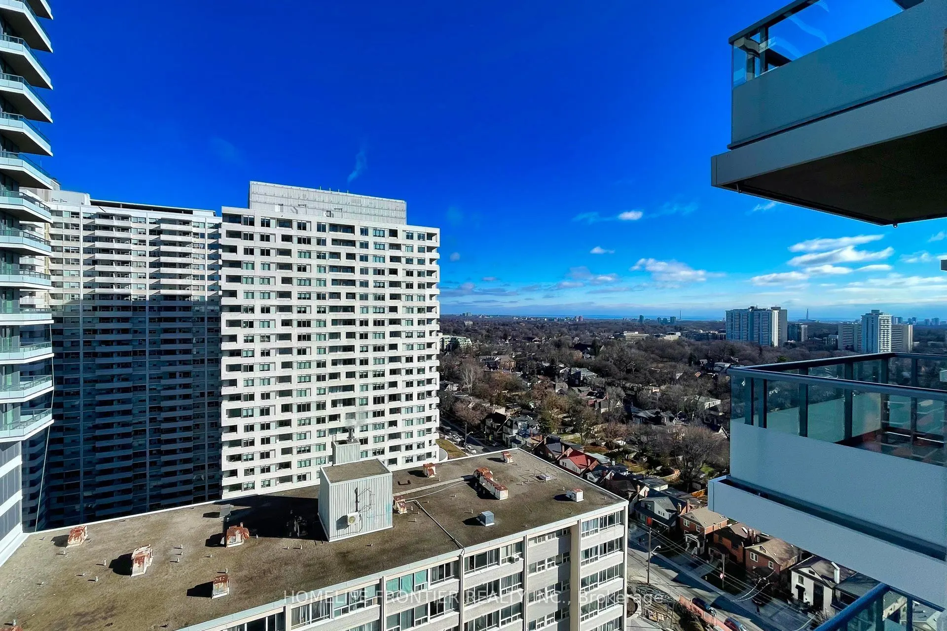 25 Holly Street #2203