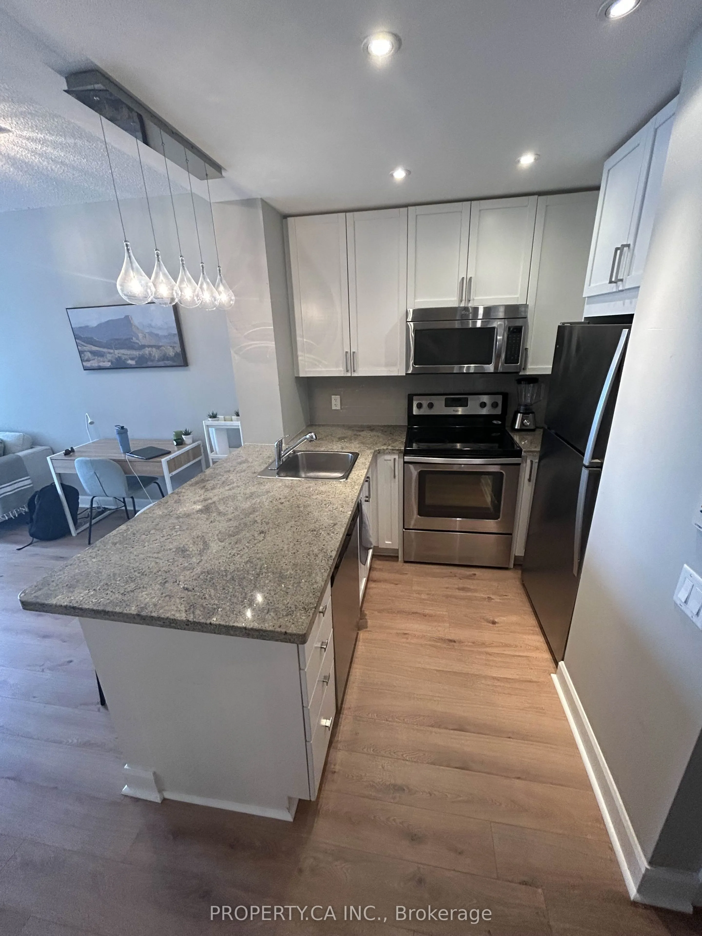 85 Bloor Street E #1503