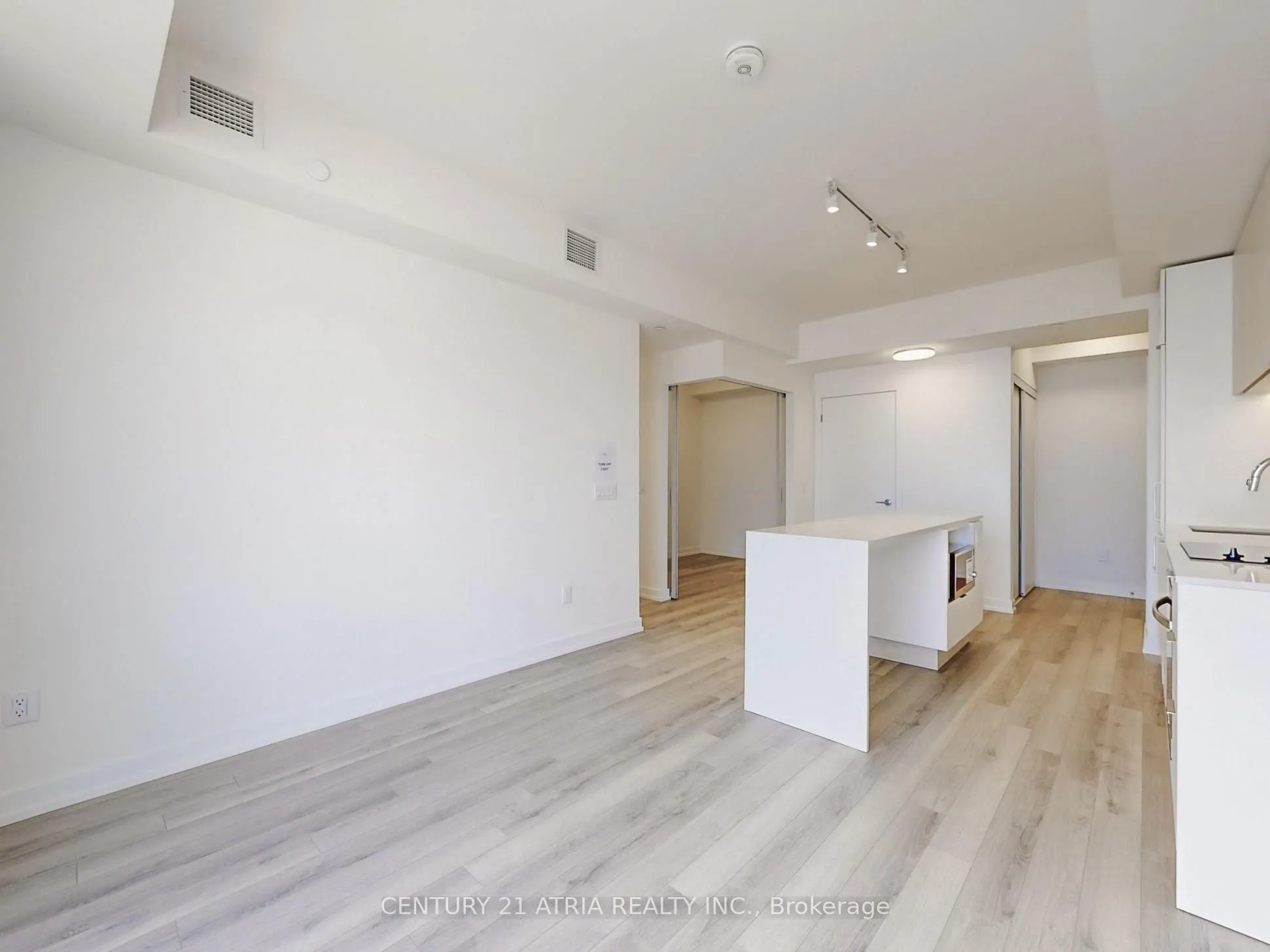 89 Church Street #4904