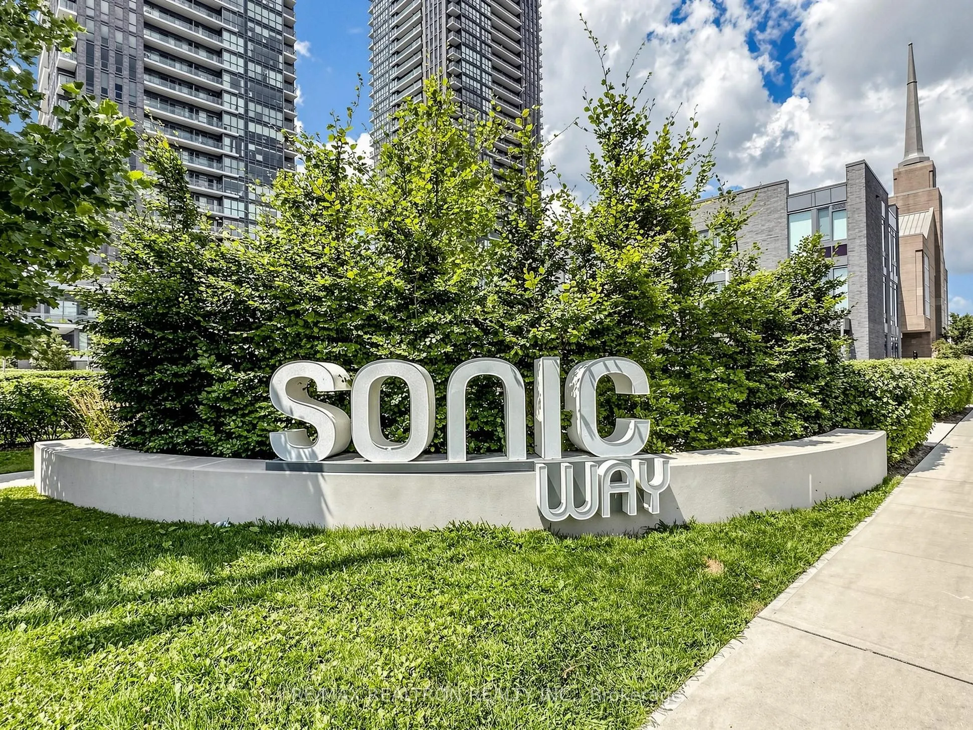 2 Sonic Way #2912