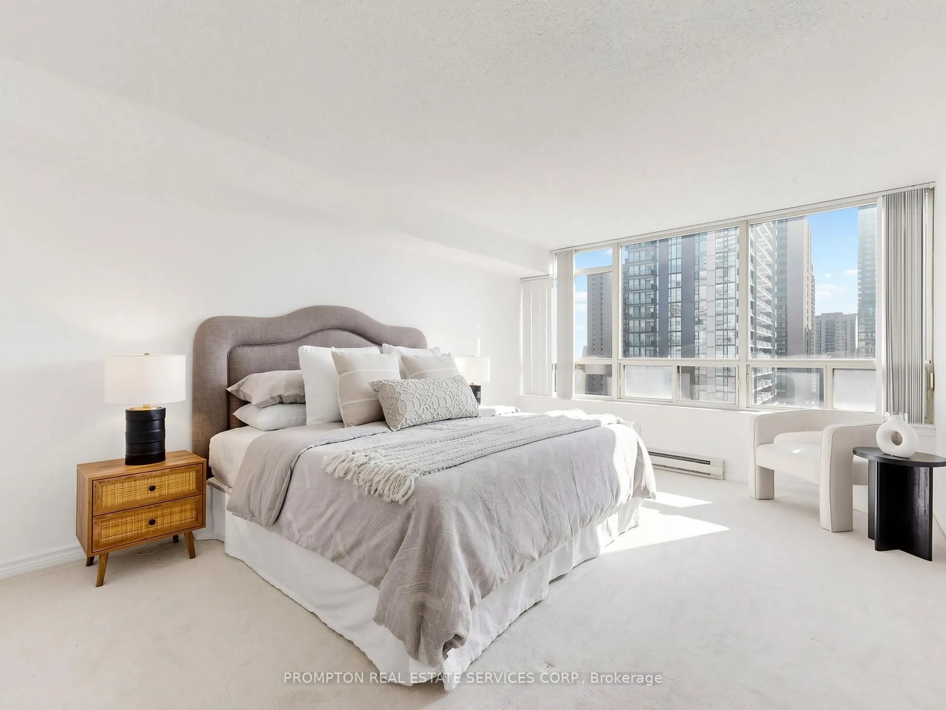 30 Greenfield Avenue #1211