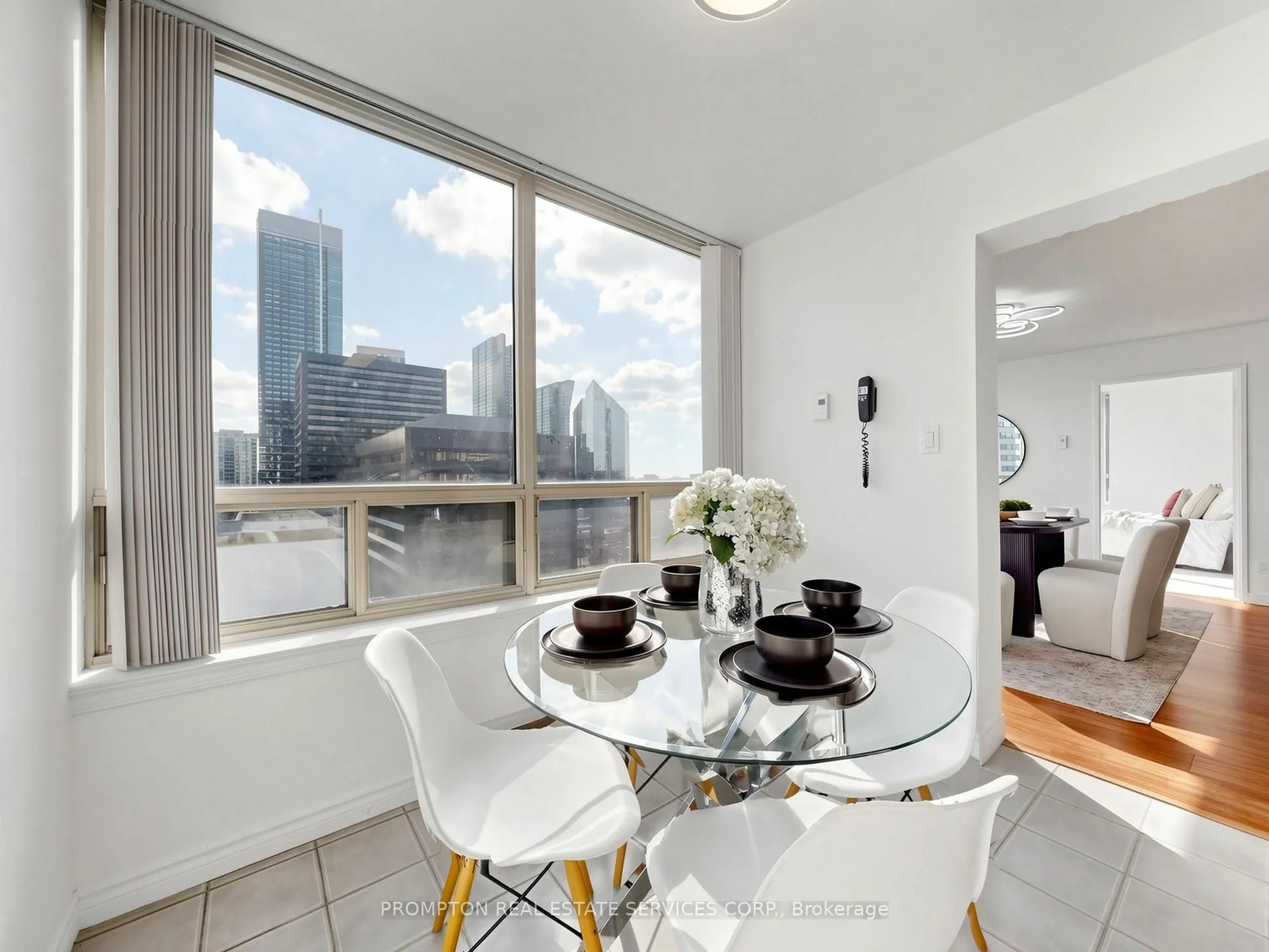 30 Greenfield Avenue #1211