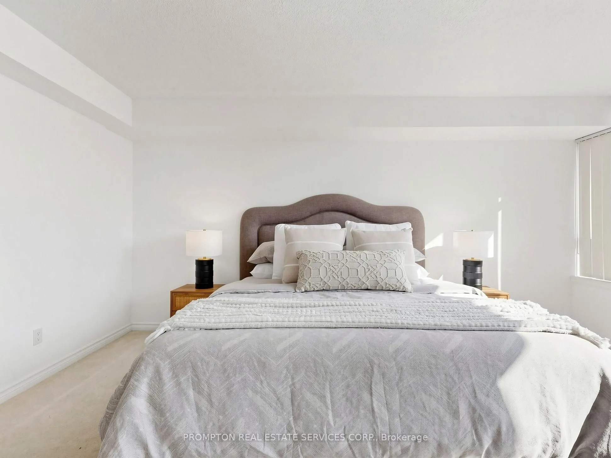 30 Greenfield Avenue #1211