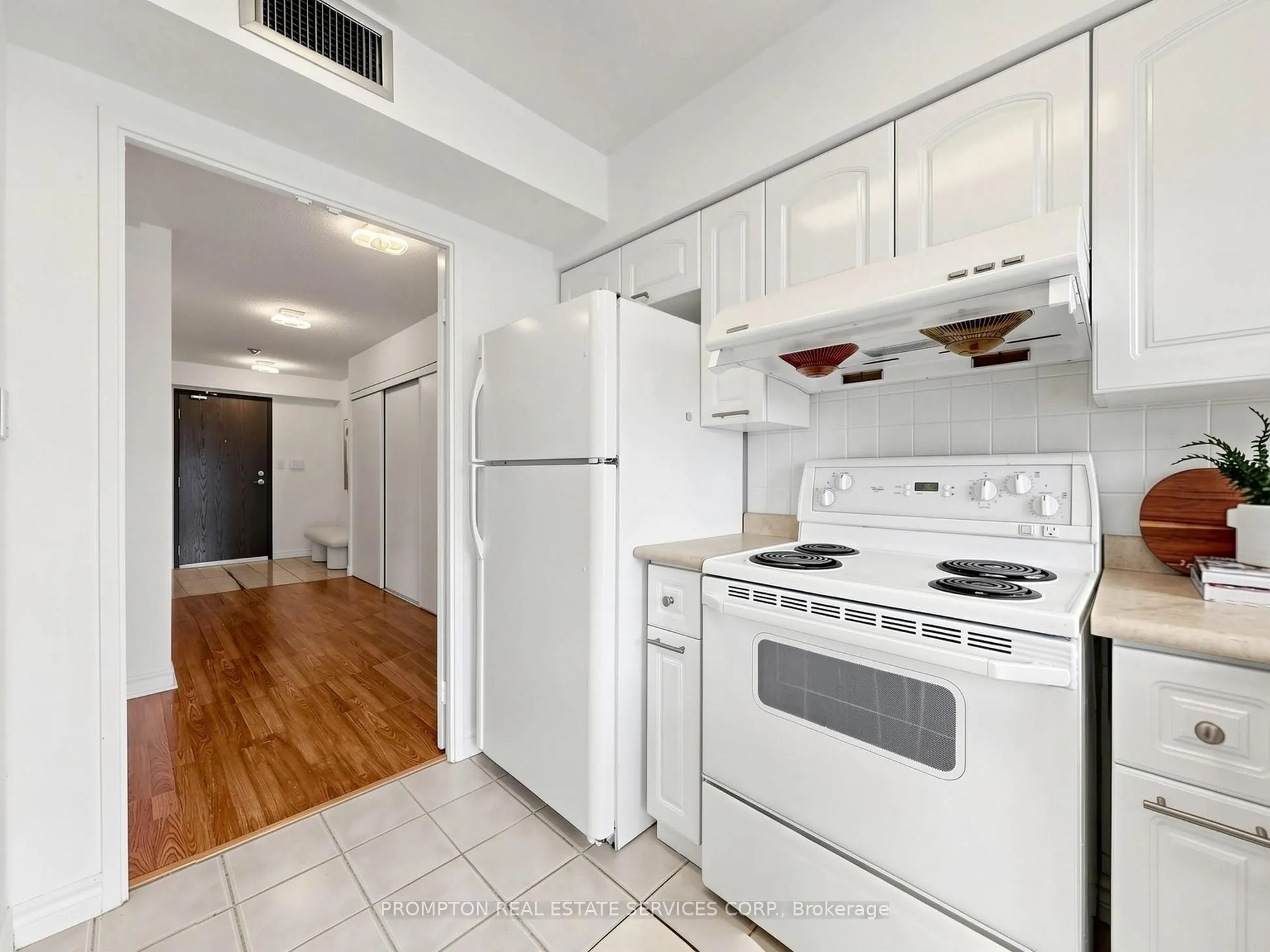 30 Greenfield Avenue #1211