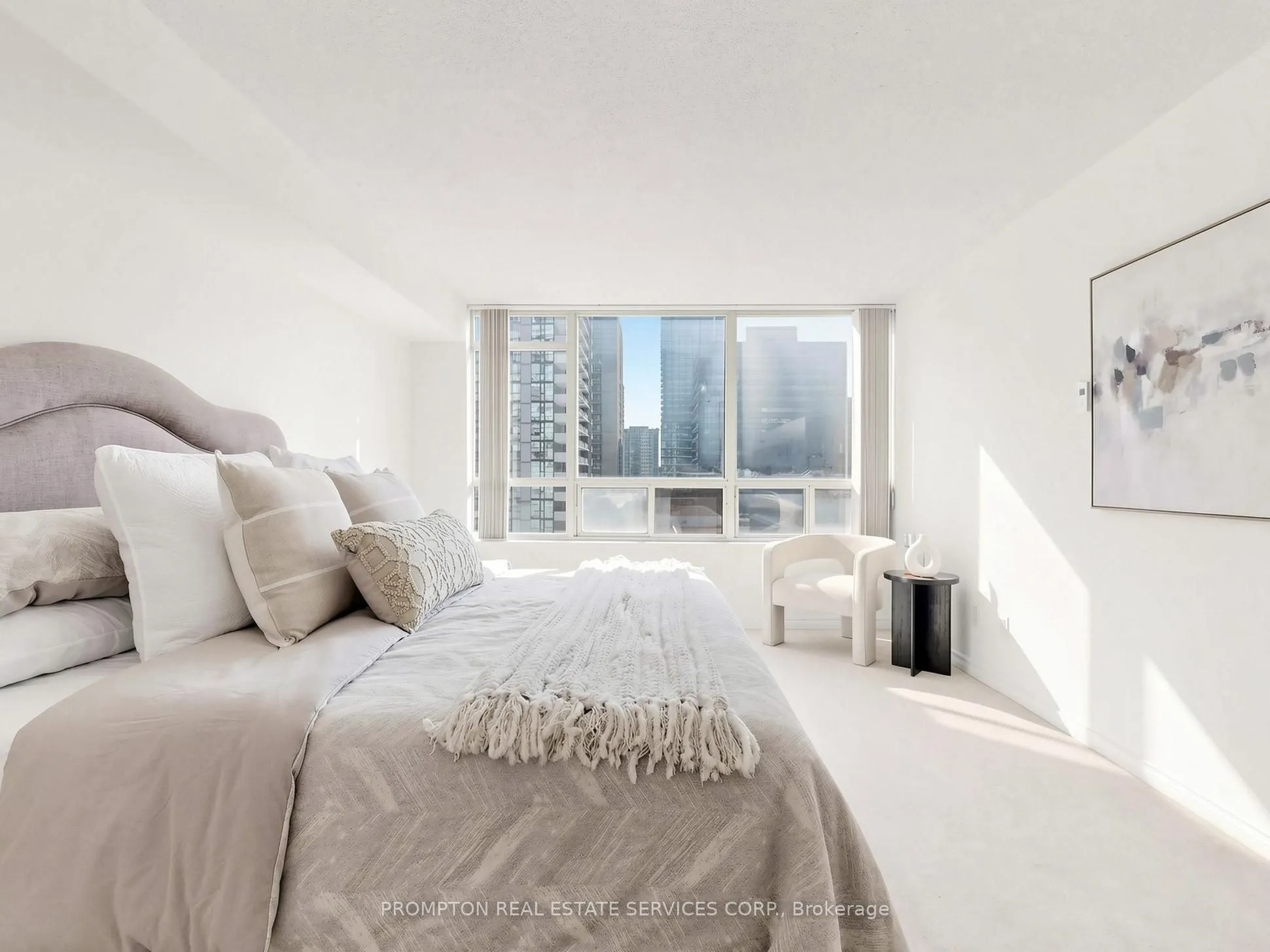 30 Greenfield Avenue #1211