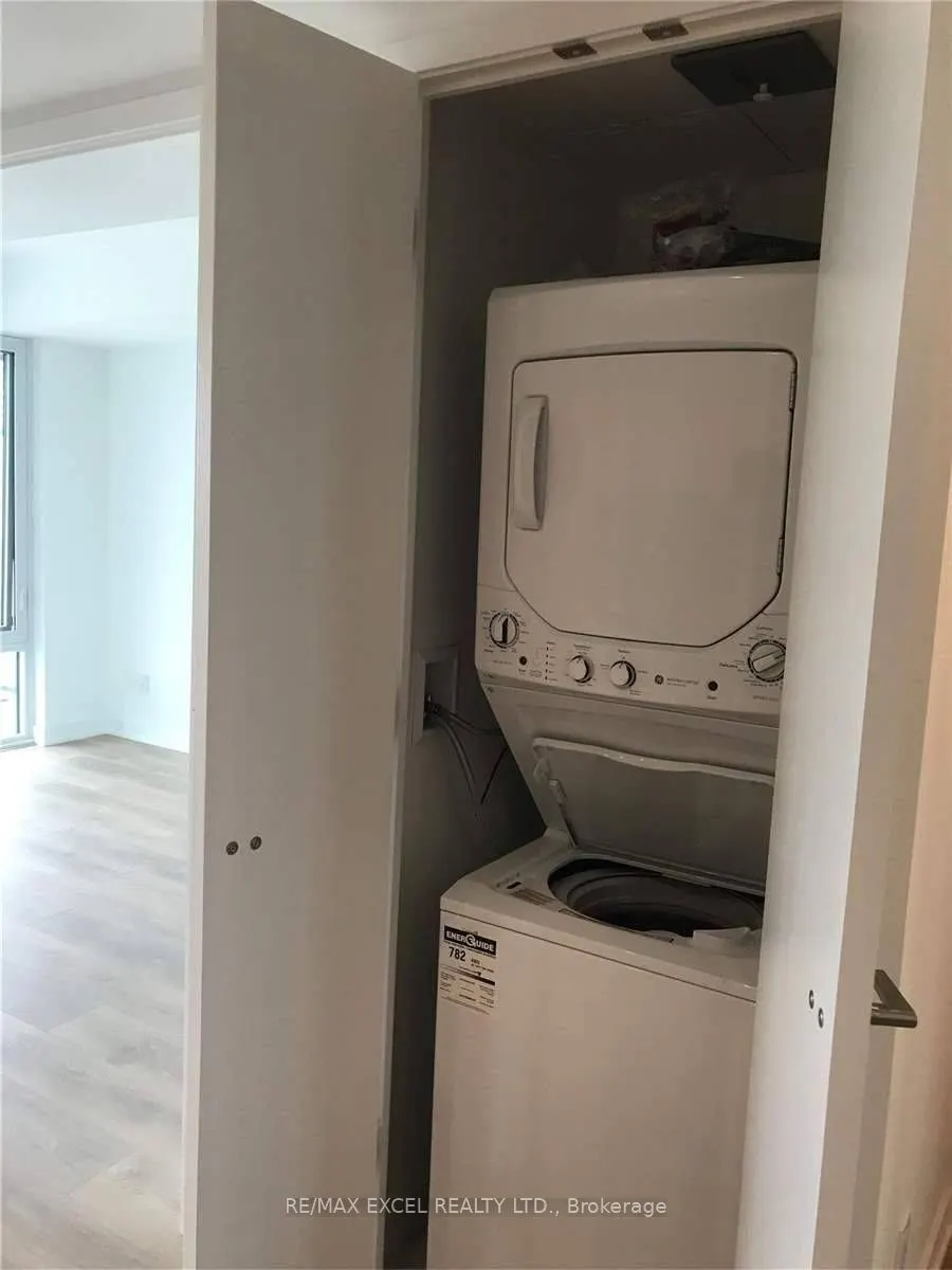 18 Maitland Terrace #2502