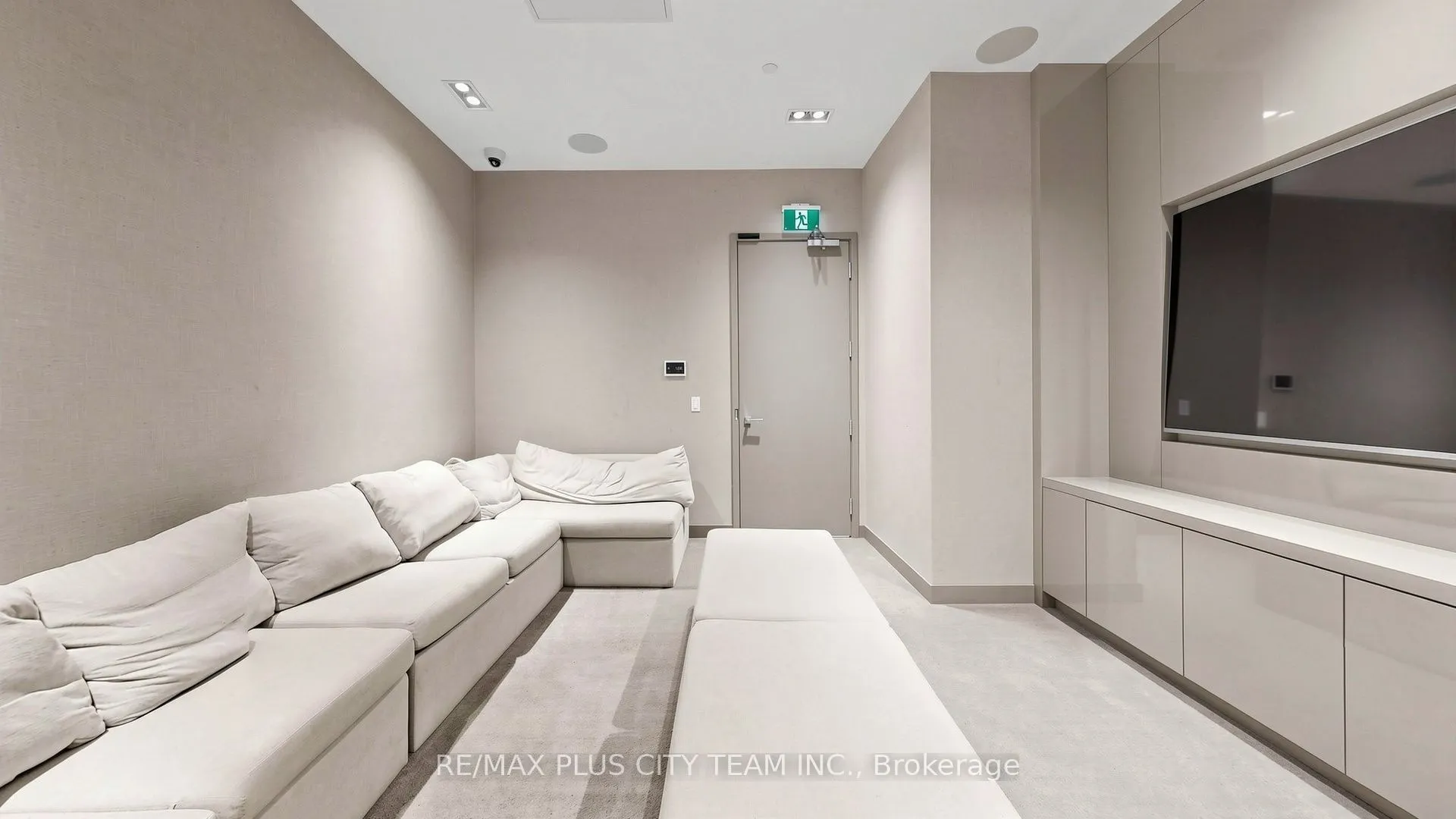 251 Jarvis Street #1903