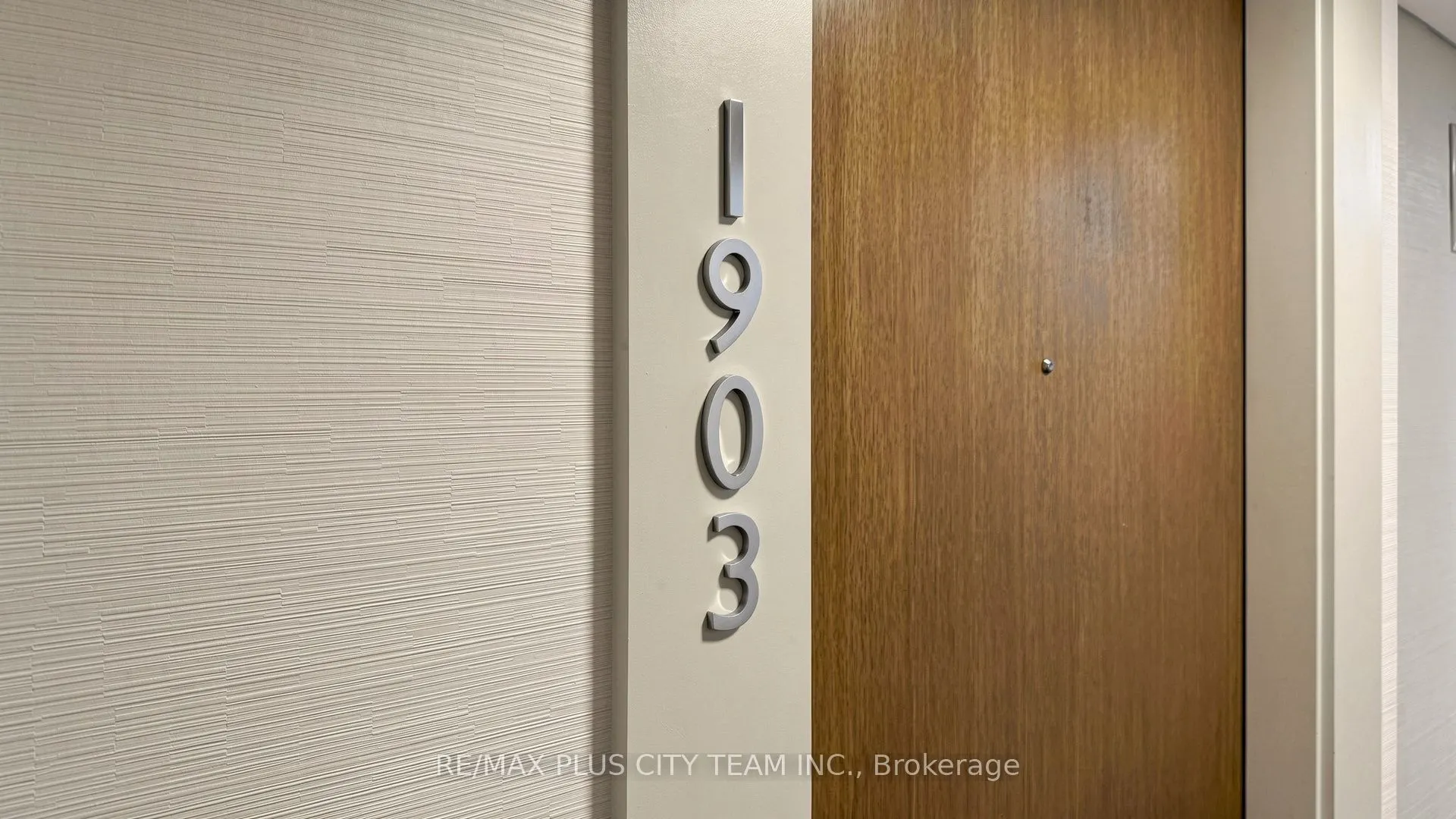 251 Jarvis Street #1903