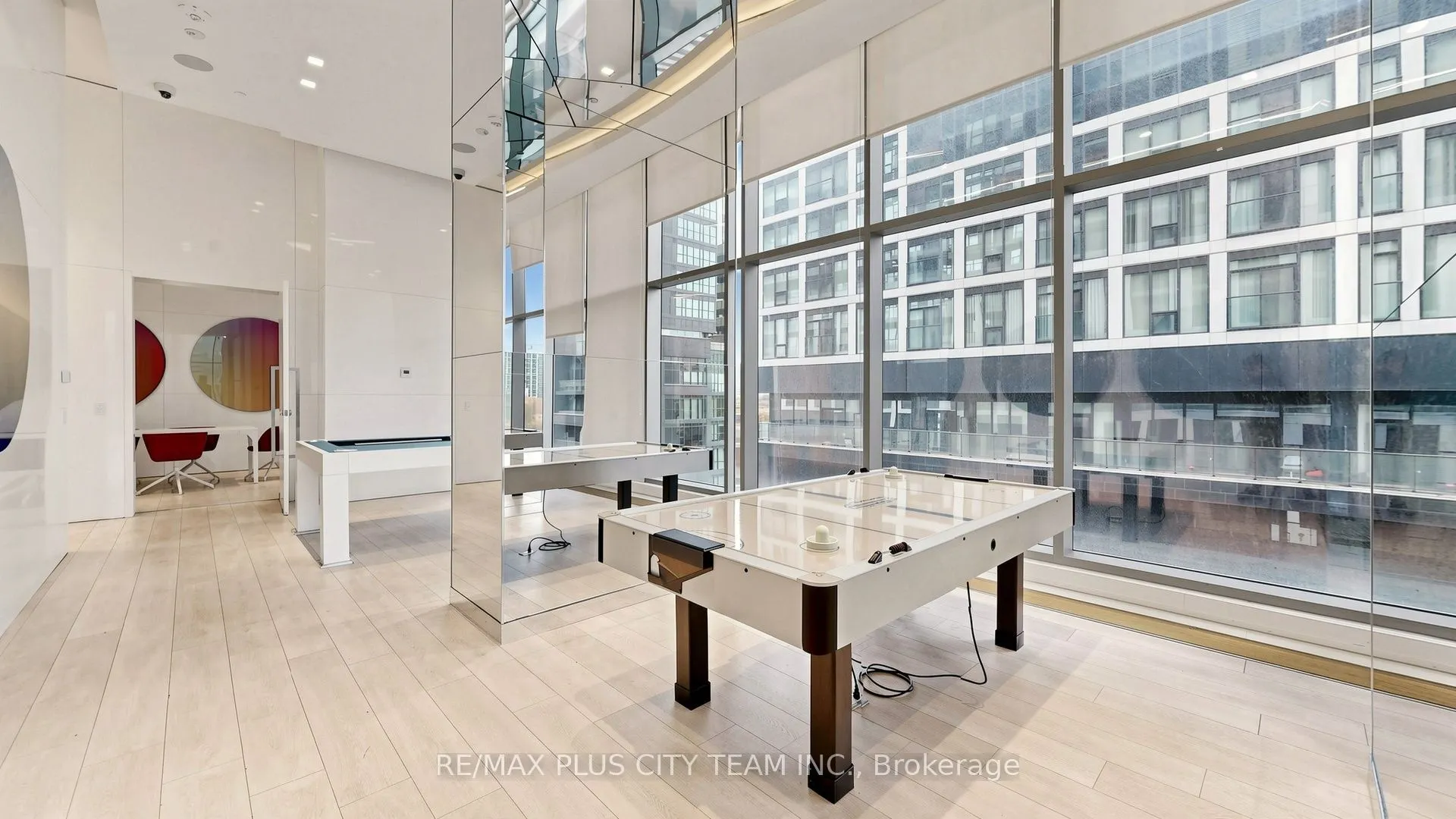 251 Jarvis Street #1903