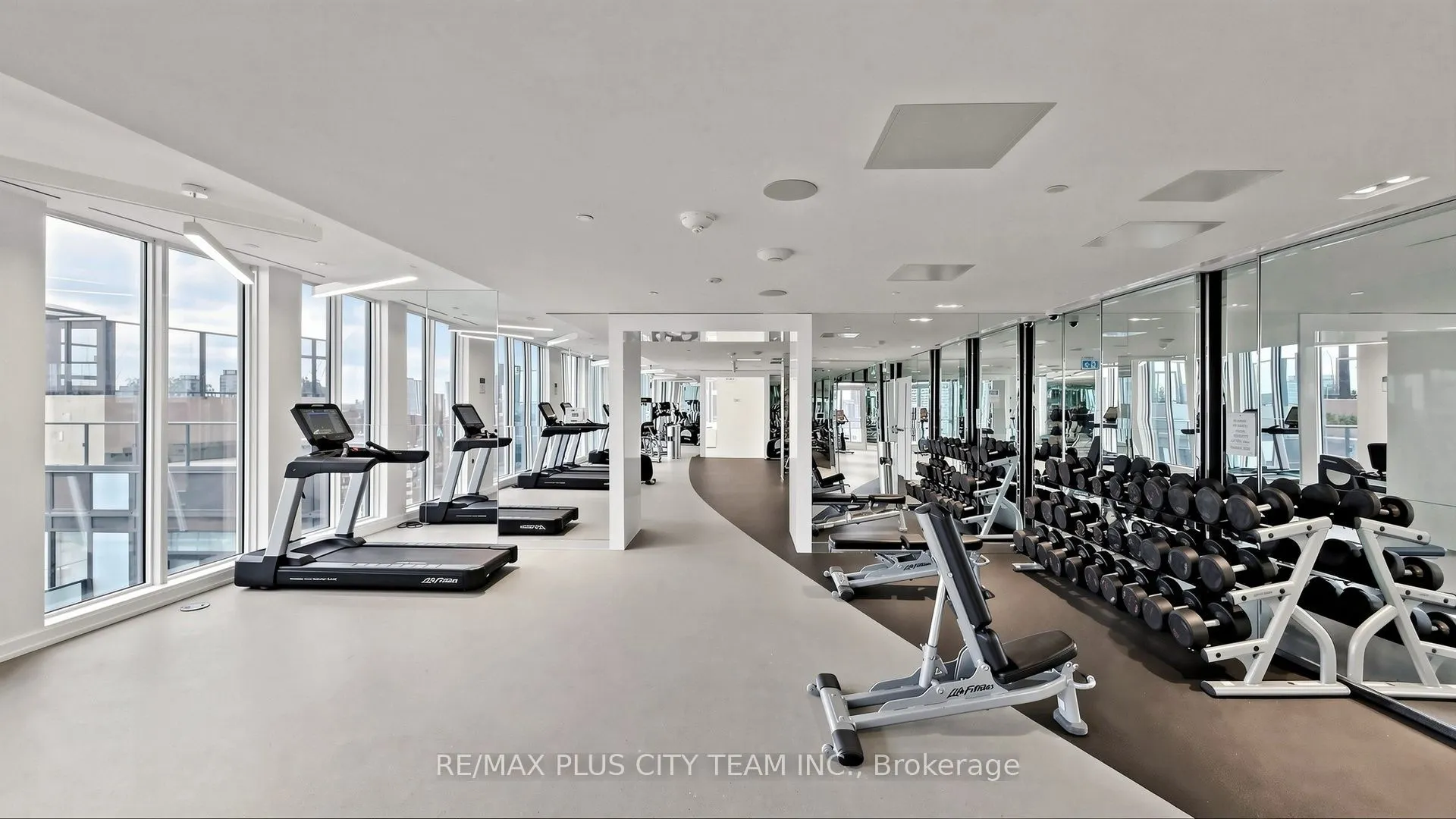 251 Jarvis Street #1903