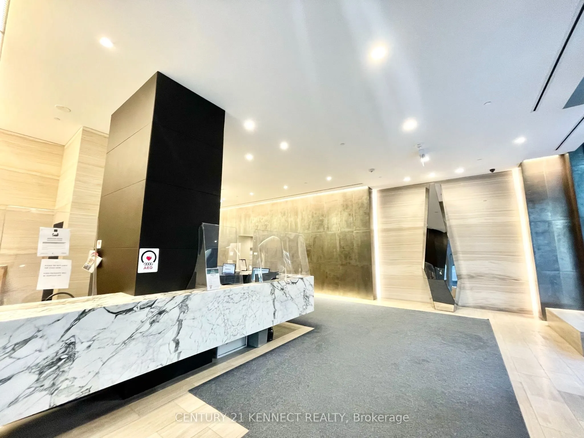 7 Grenville Street #2301