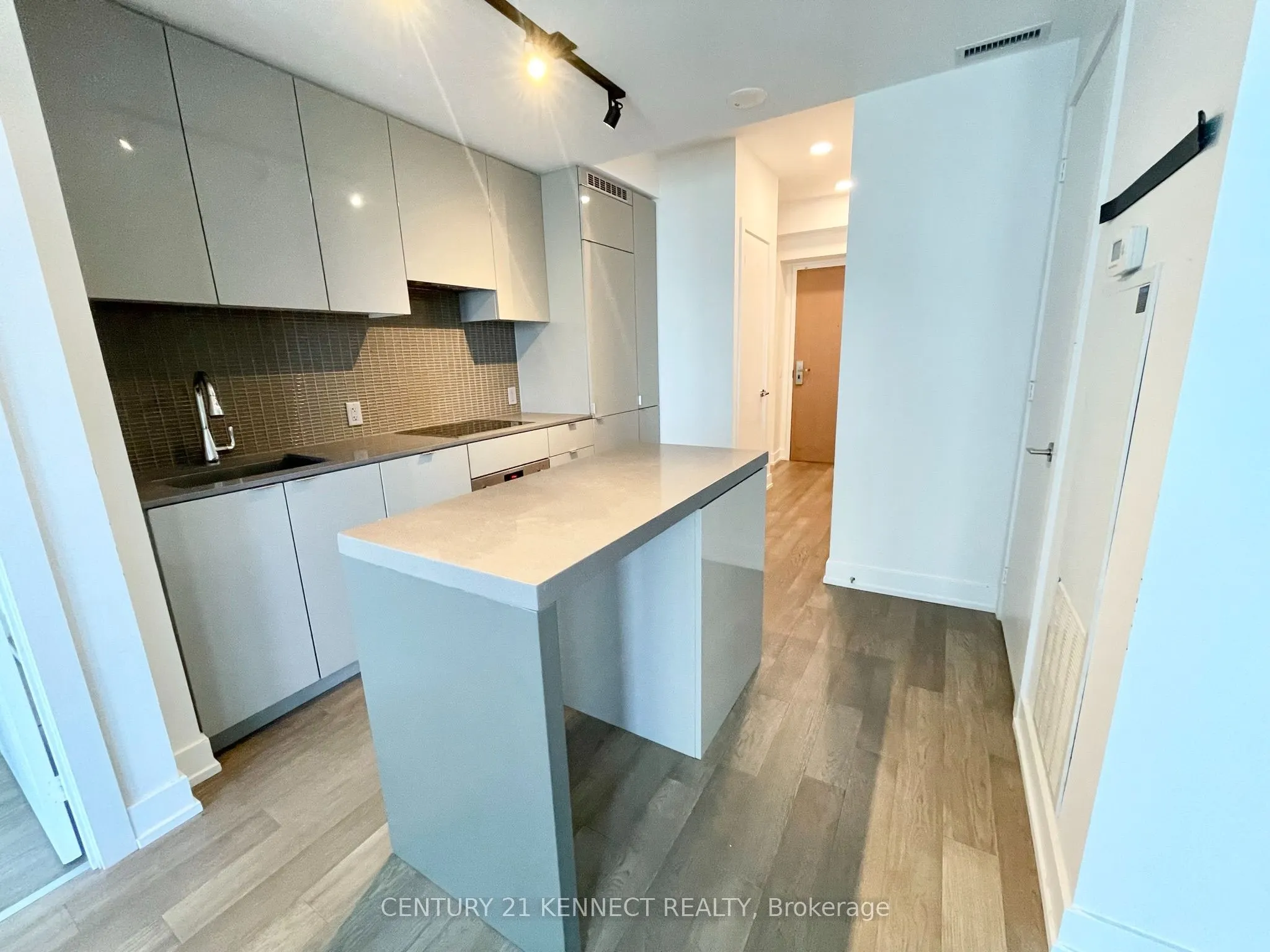 7 Grenville Street #2301