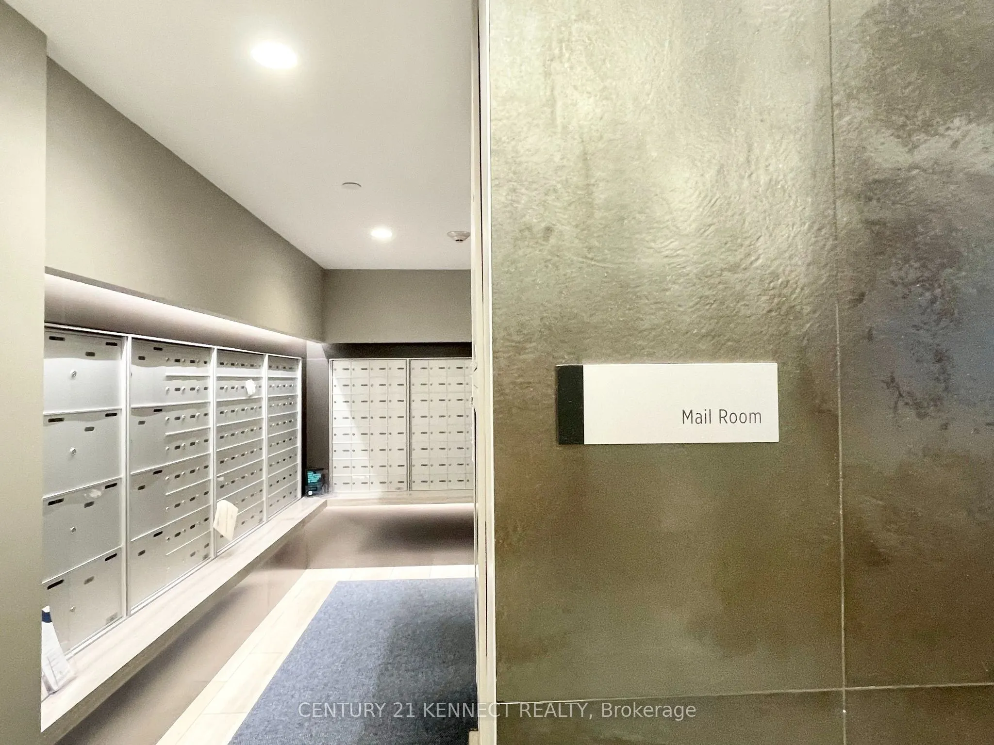 7 Grenville Street #2301