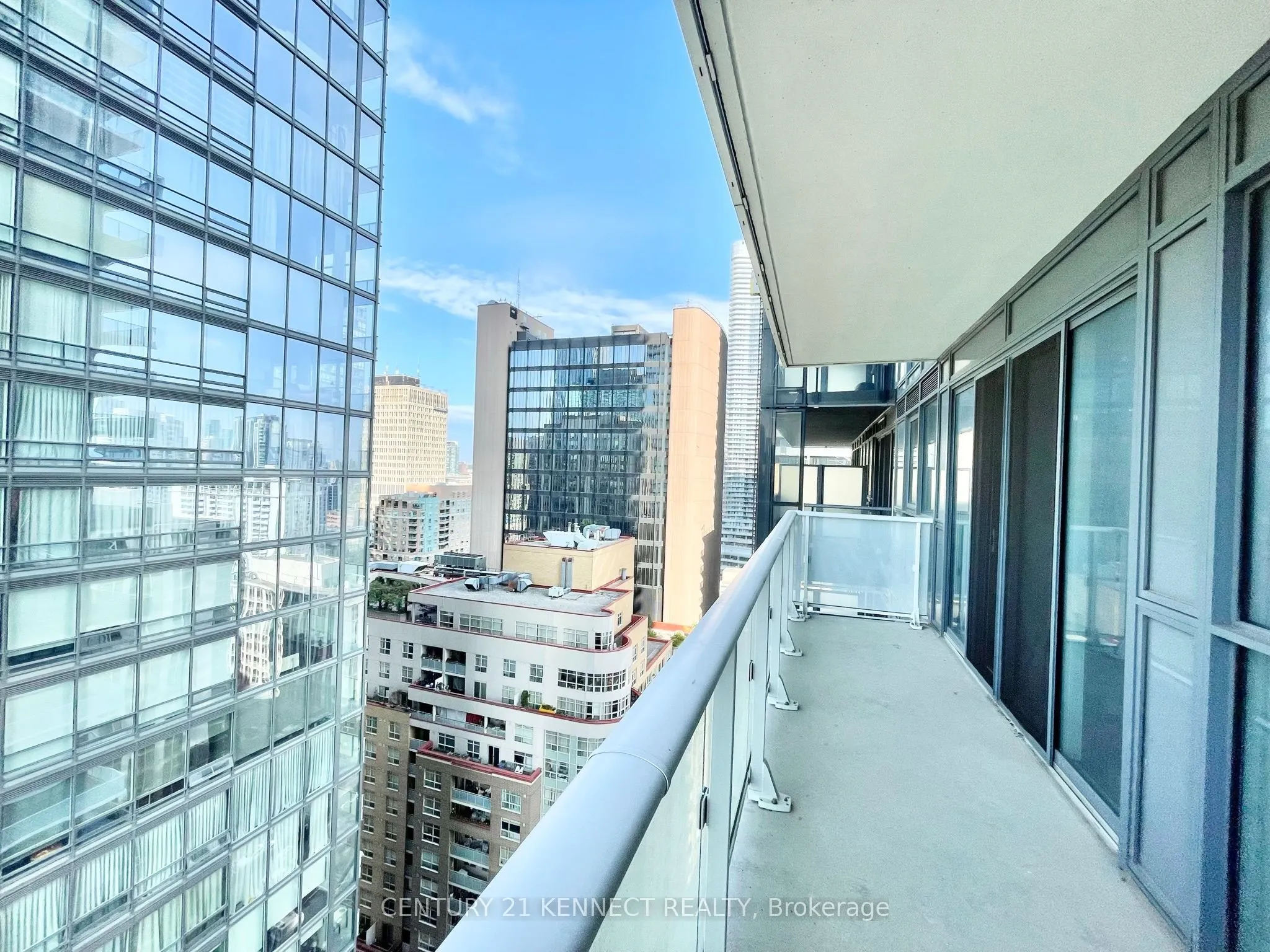 7 Grenville Street #2301