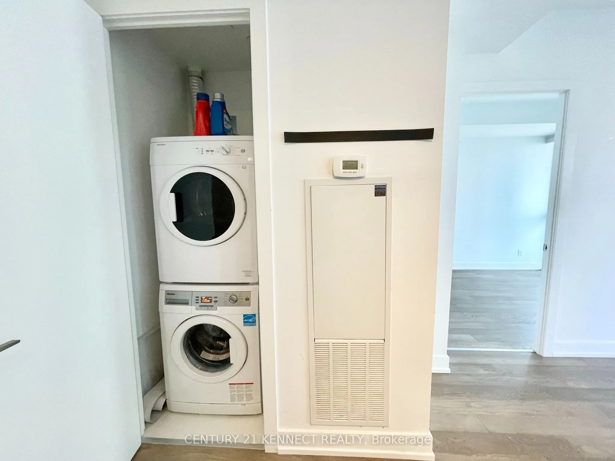 7 Grenville Street #2301