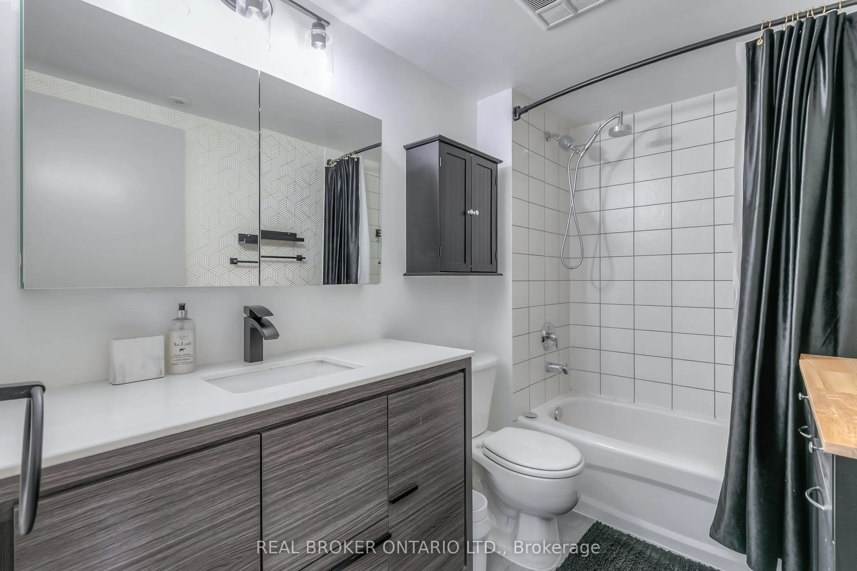 46 East Liberty Street #524