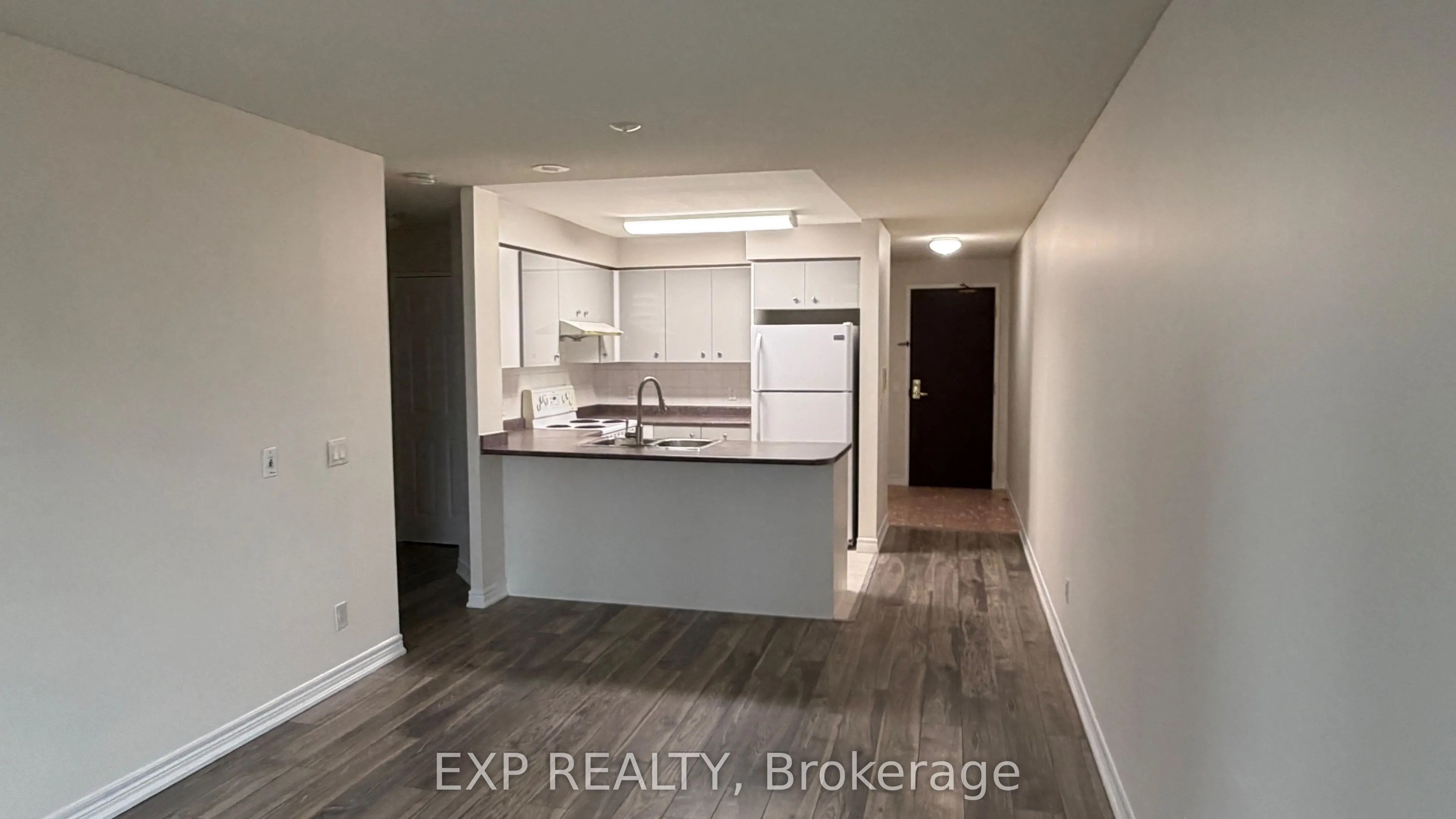 18 Parkview Avenue #716