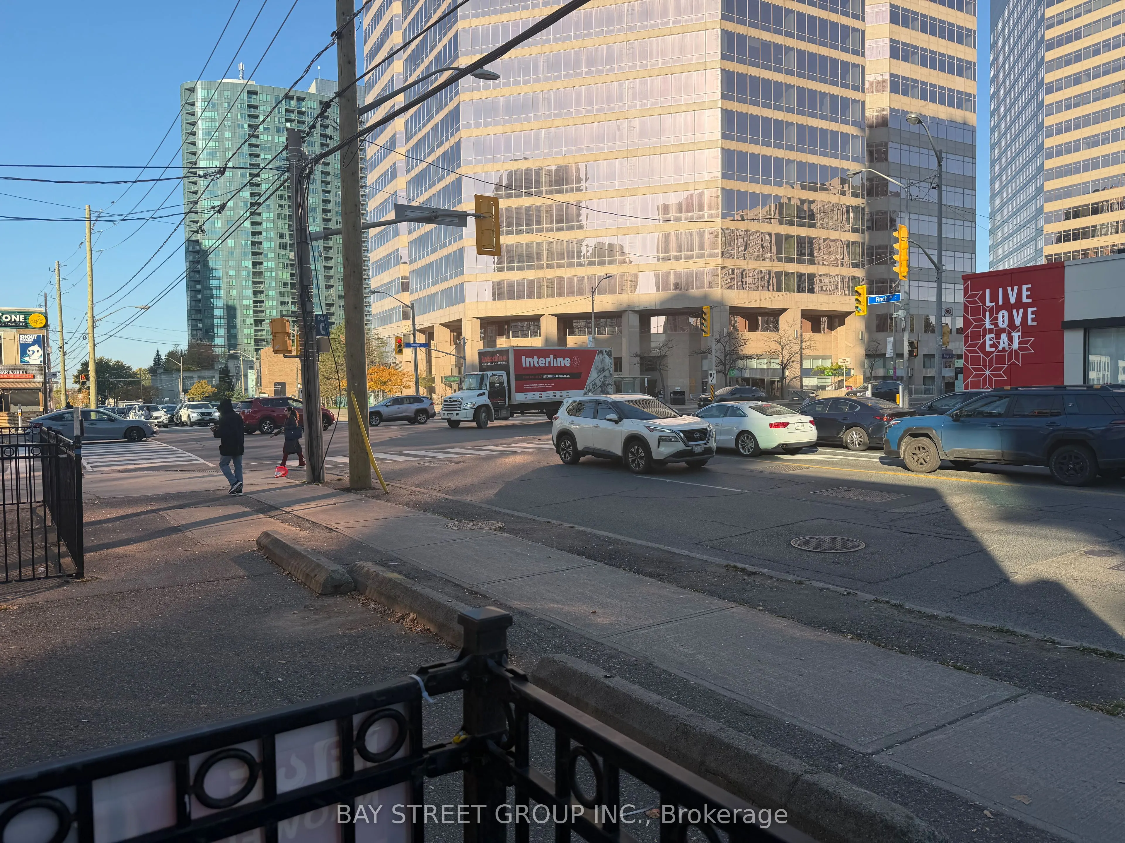 3 Finch Avenue E