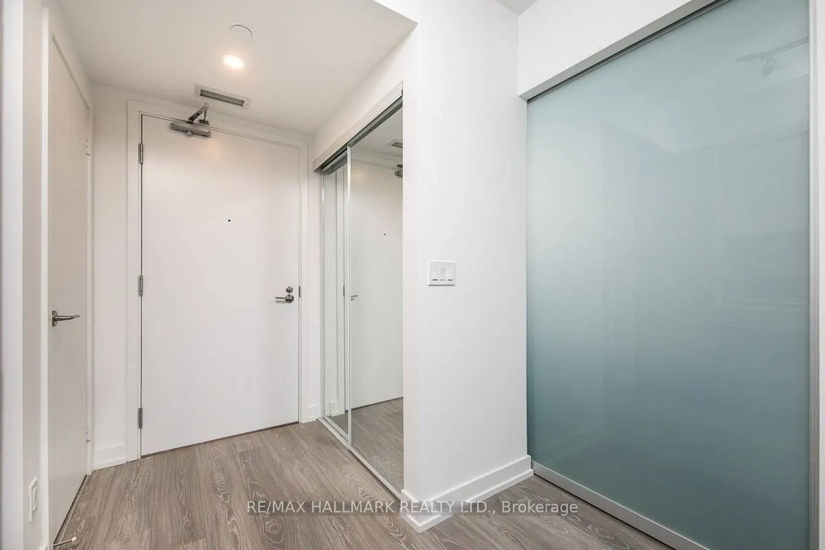 19 Western Battery Road #820