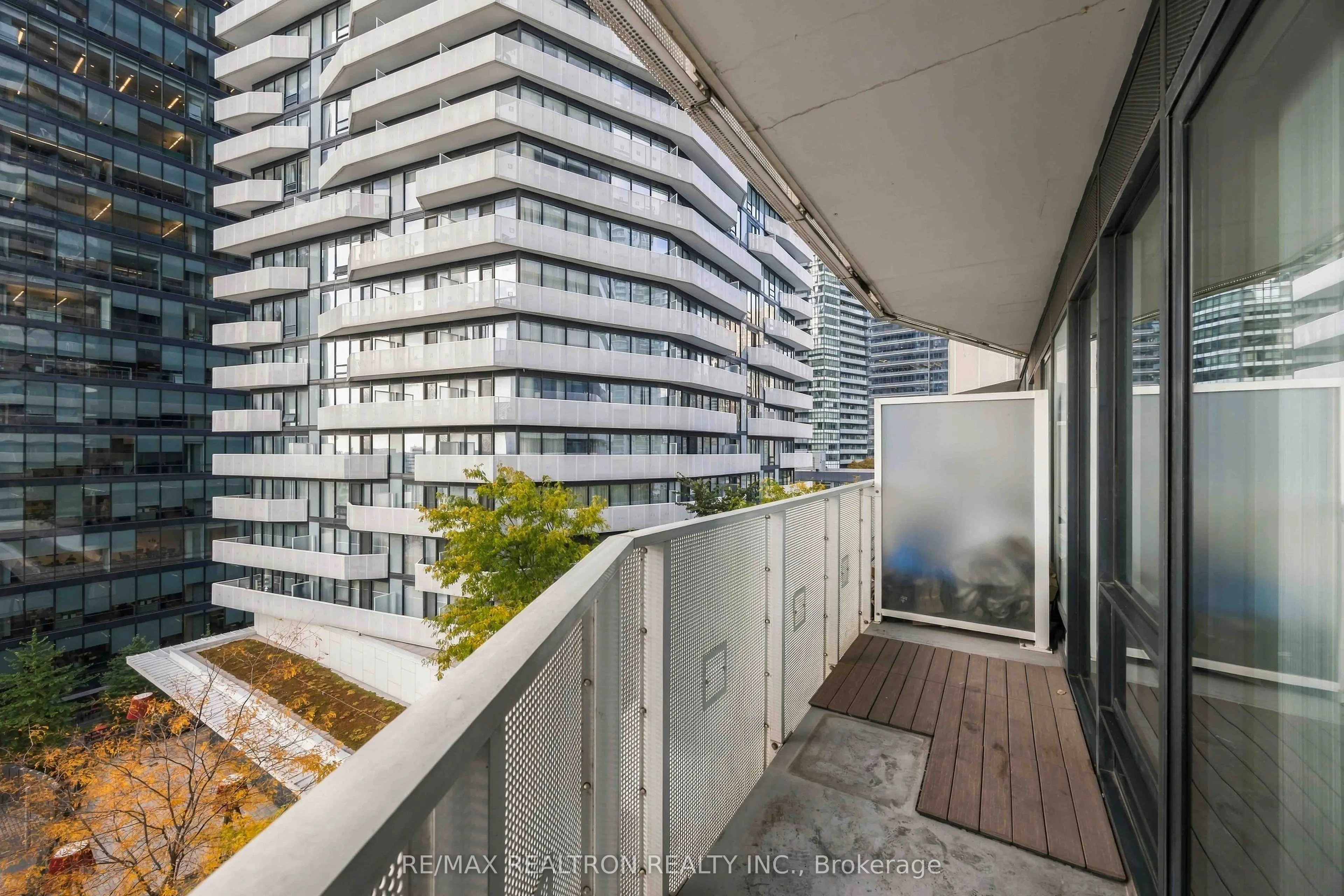 88 Harbour Street #1410