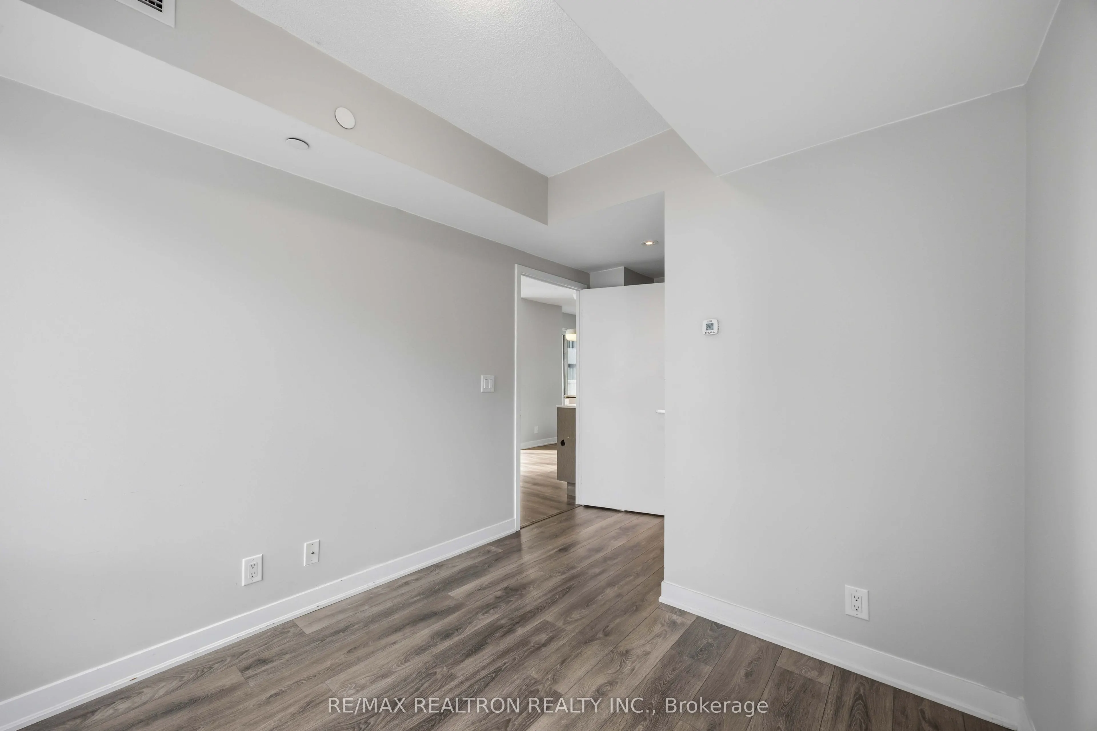 88 Harbour Street #1410