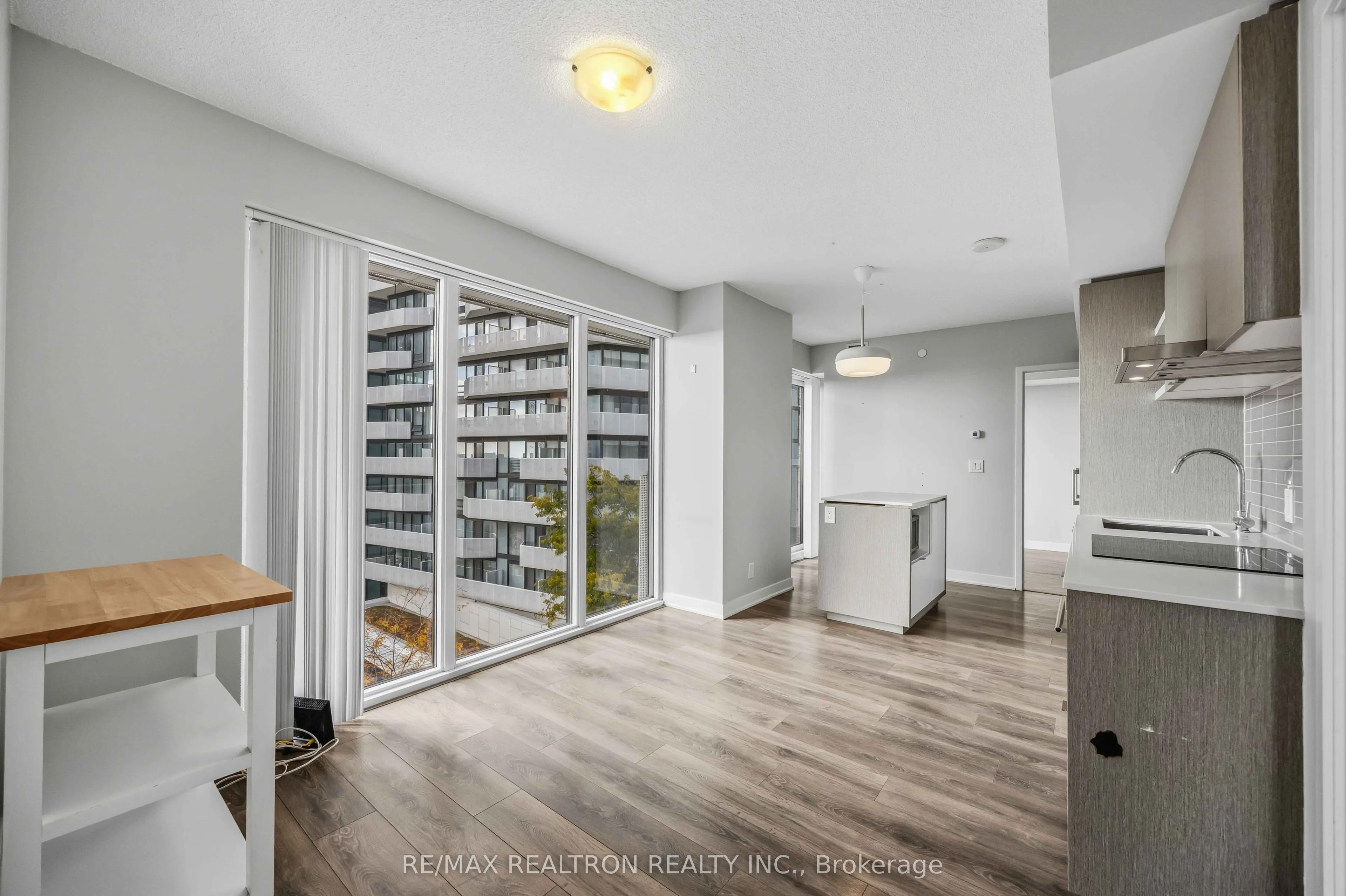 88 Harbour Street #1410