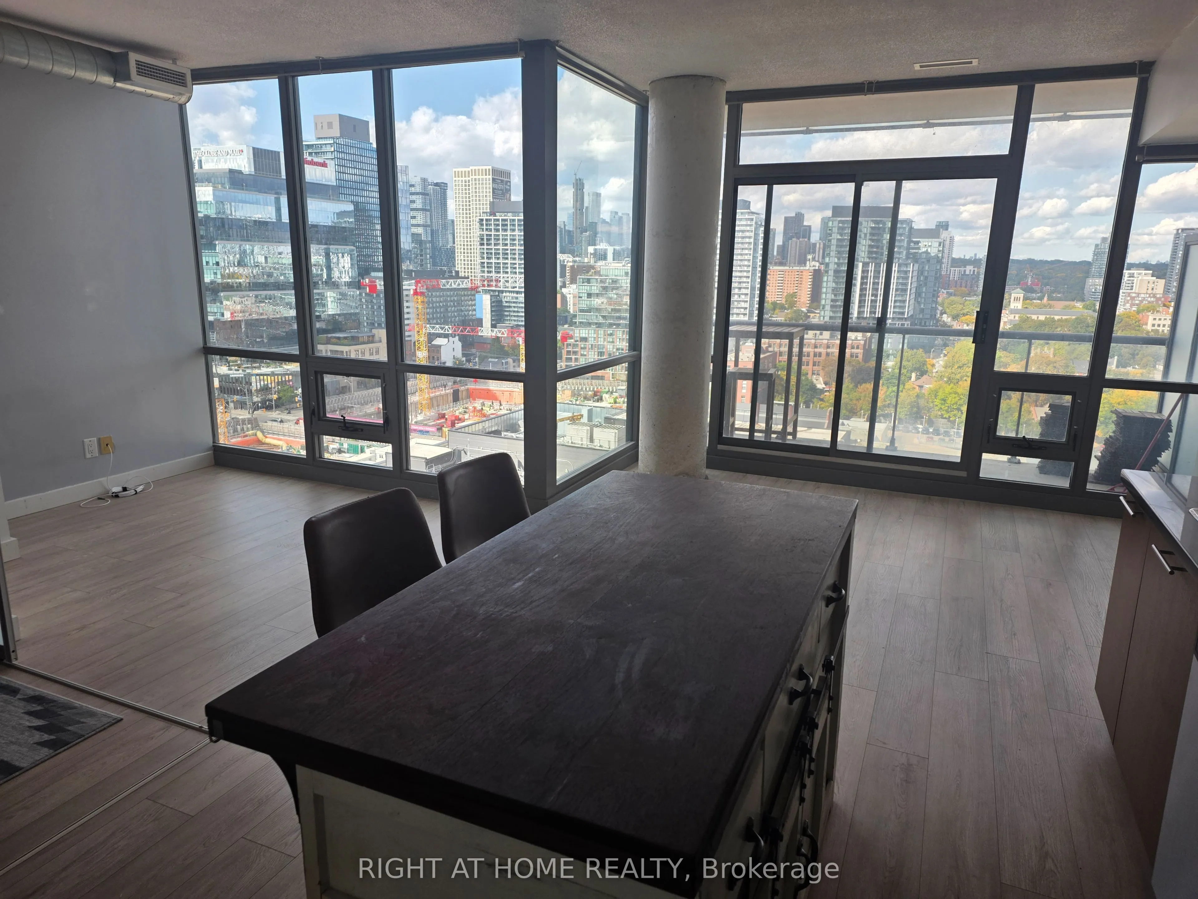 33 Mill Street #1709